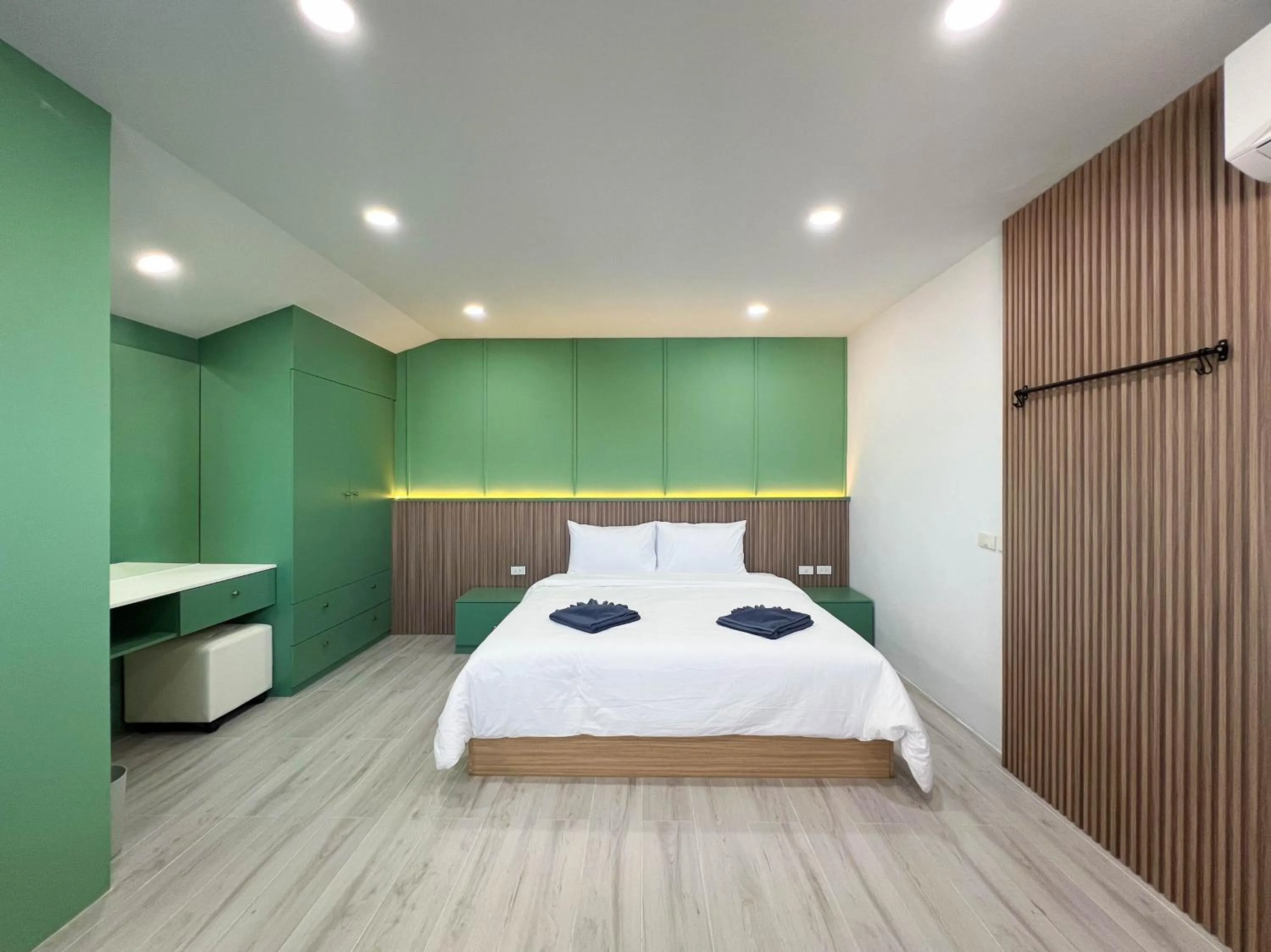 Bedroom, Bed in C You Home at CNX