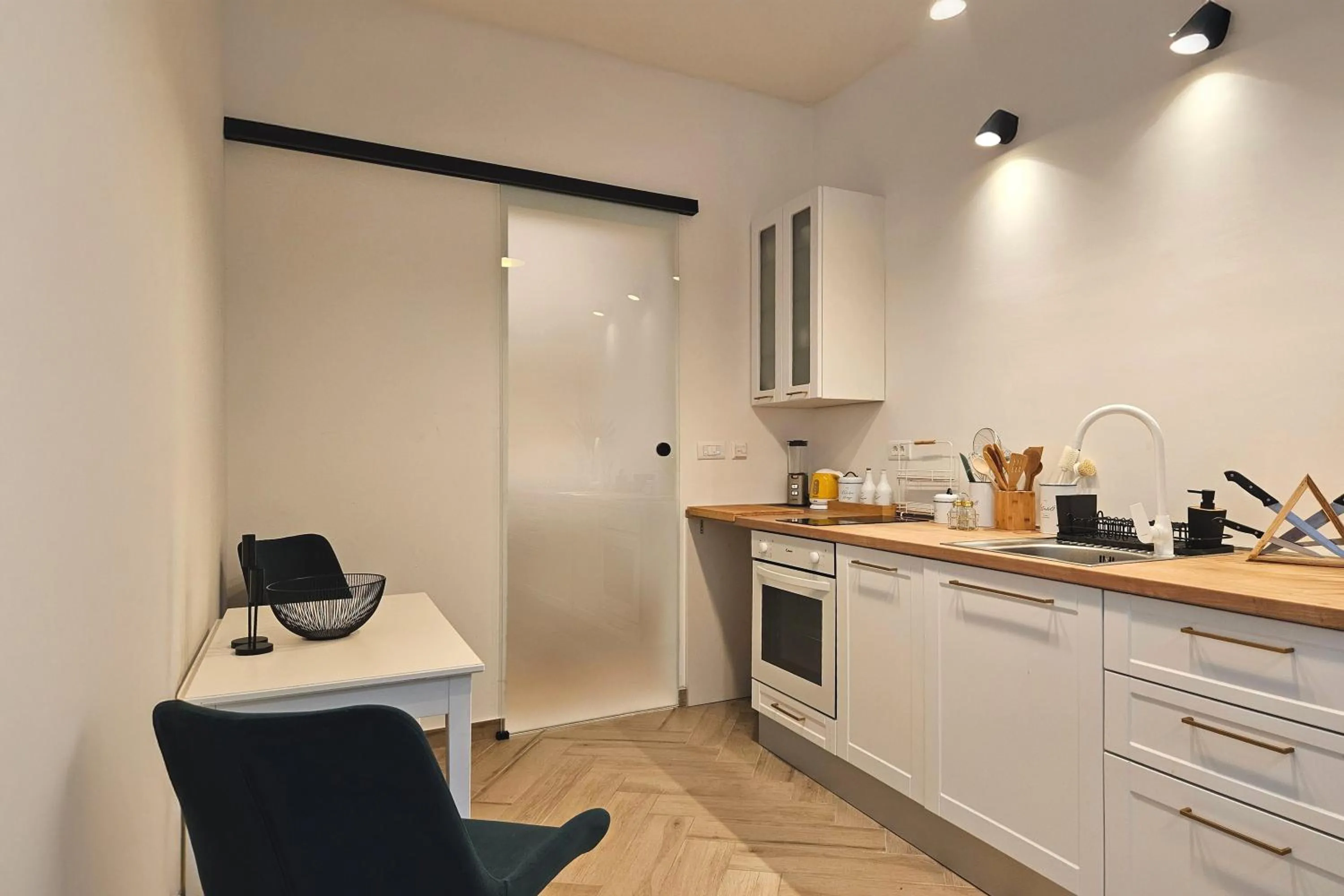 Dining area in Sea and City Retreat Opatija - Happy Rentals