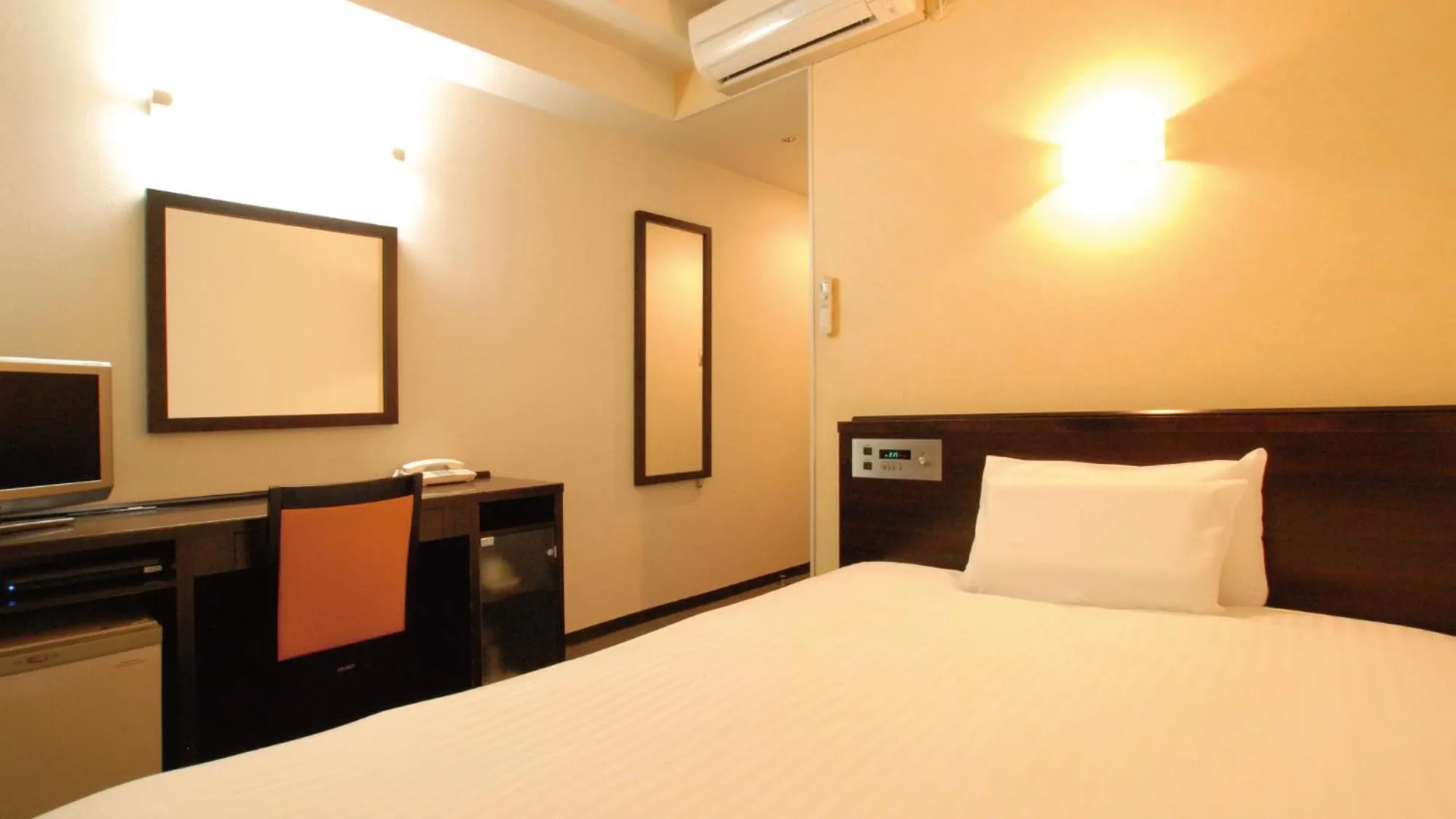 Bed in AB Hotel Mikawa Anjo Shinkan