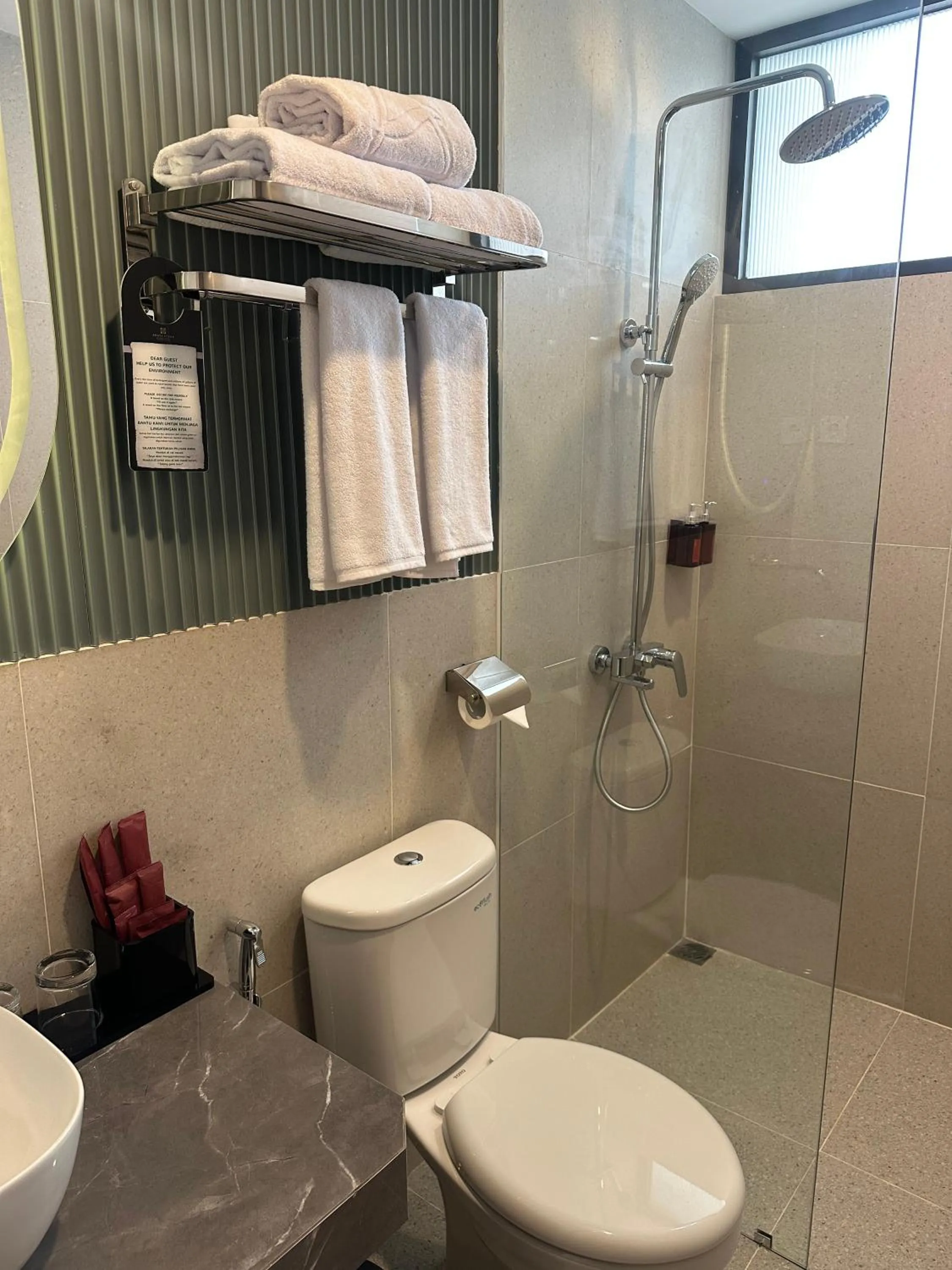 Bathroom in Anaya Azana Hotel & Villa Tawangmangu