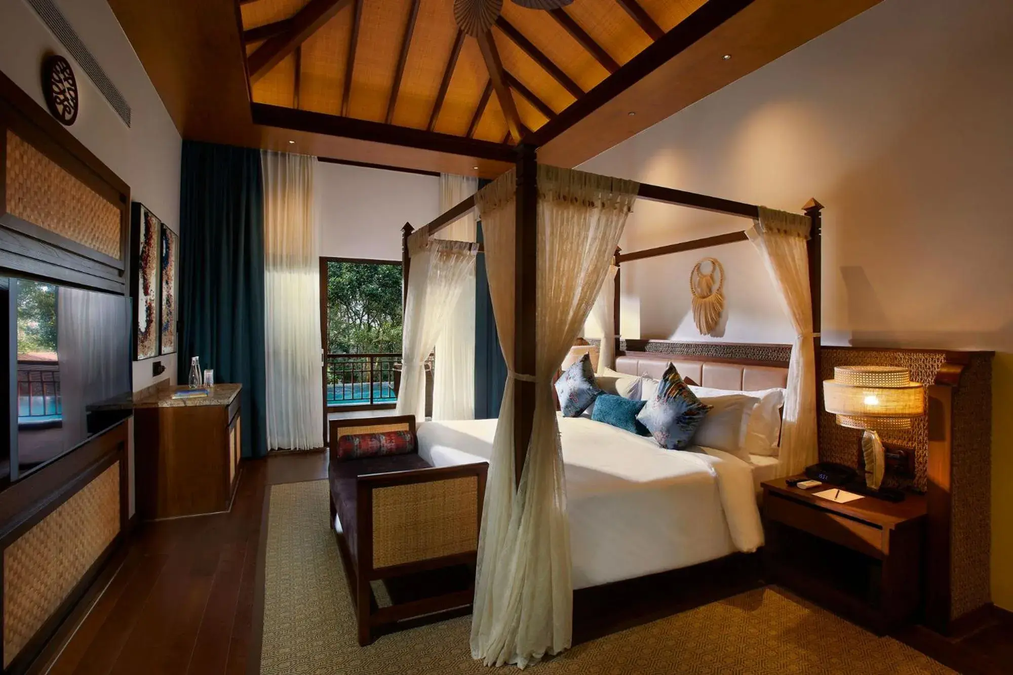 Mistwood Pool Villa in The Leela Coorg Forest Sanctuary Mistwood Pool Villa in The Leela Coorg Forest Sanctuary