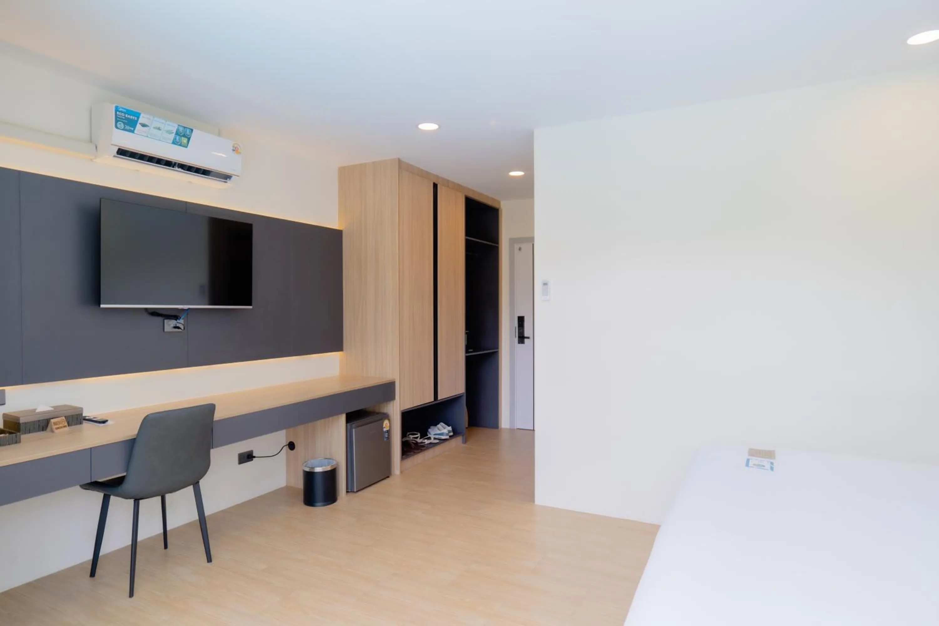 TV and multimedia in Seaside Naithon Phuket - Newly Opened