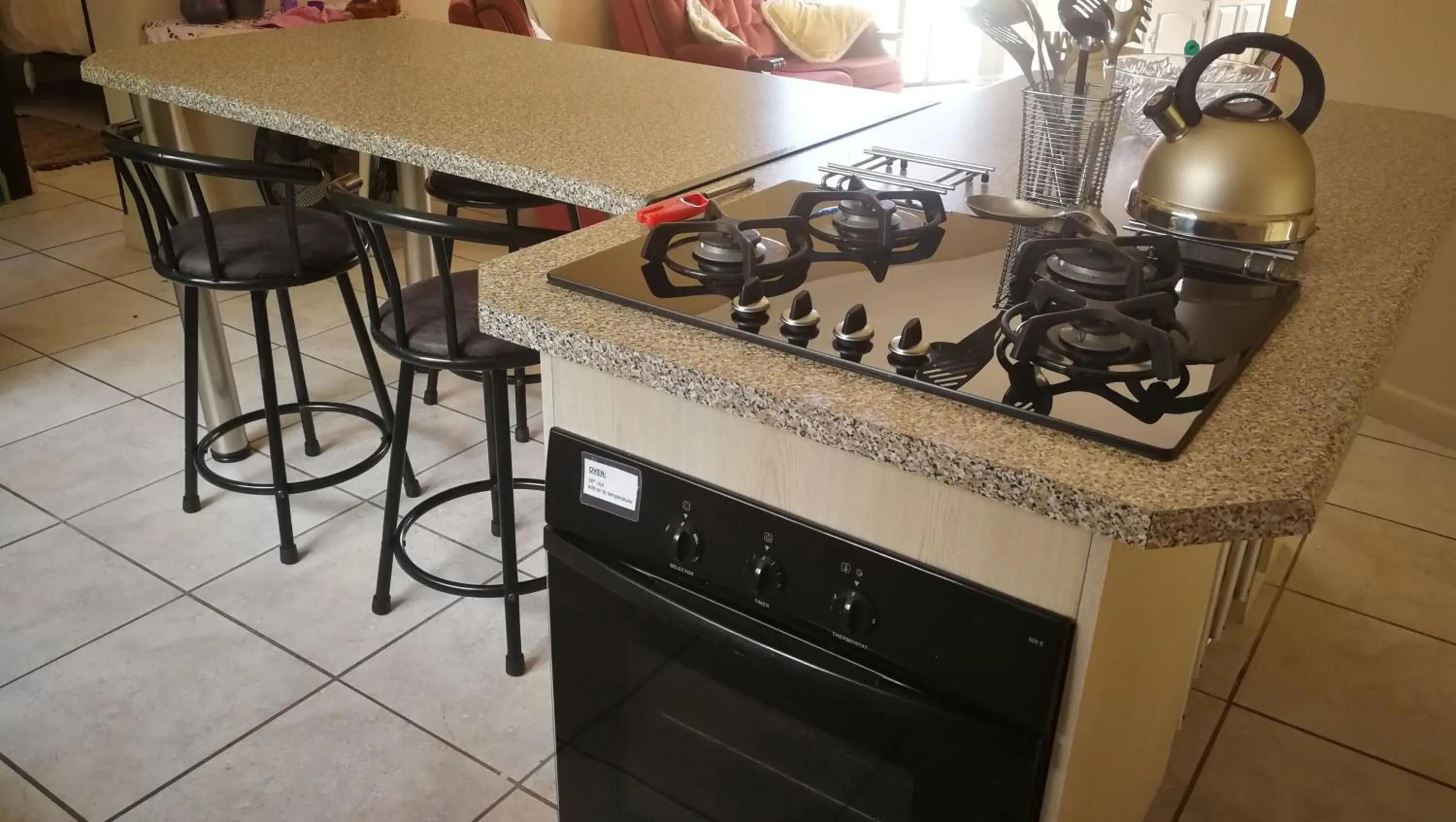 oven in The Third Dolphin