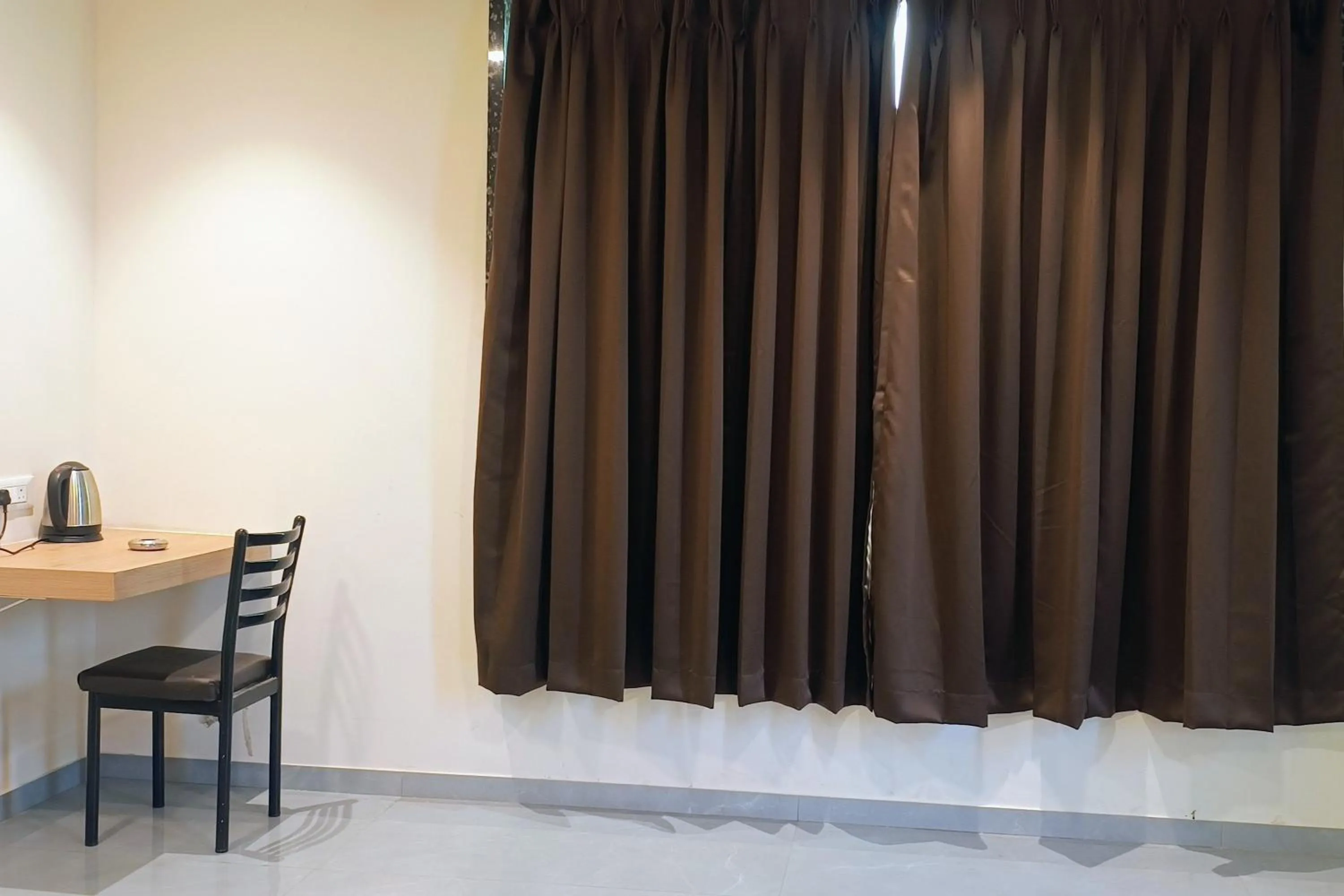 Bed in Hotel Stay Inn near Bhiwandi Thane Railway Station