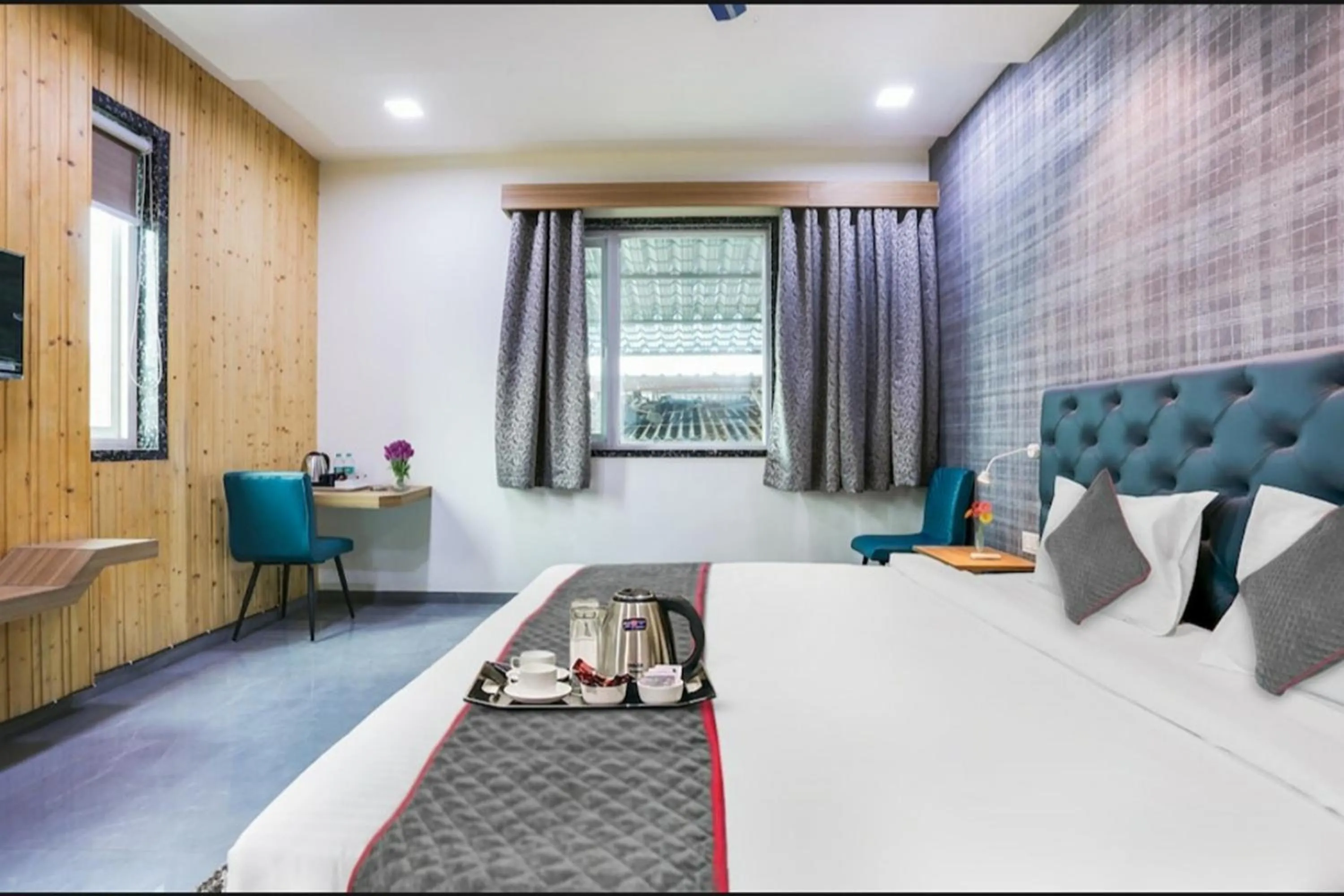 Bed in Hotel Stay Inn near Bhiwandi Thane Railway Station