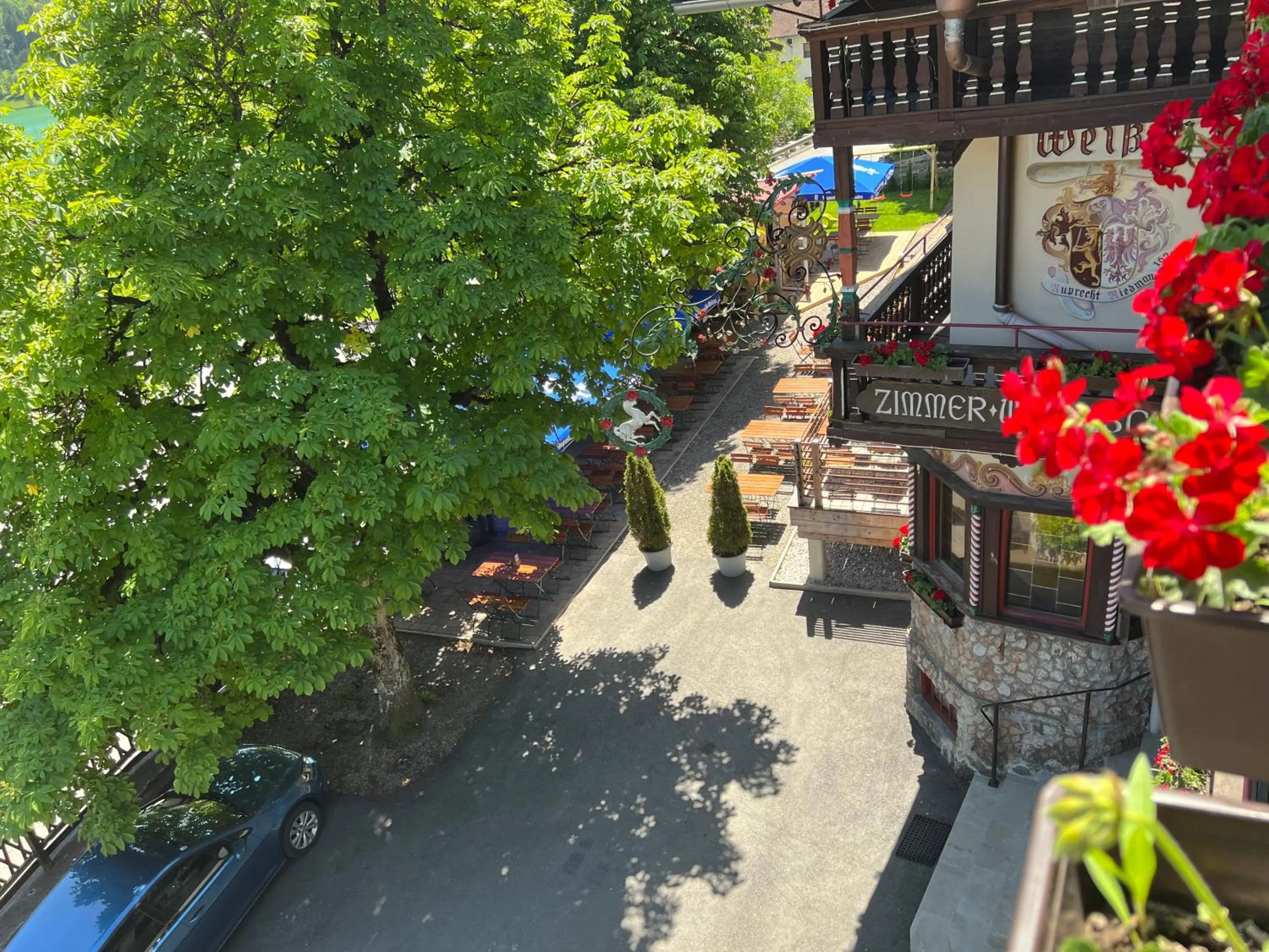 Patio in Weisses Rössl am See