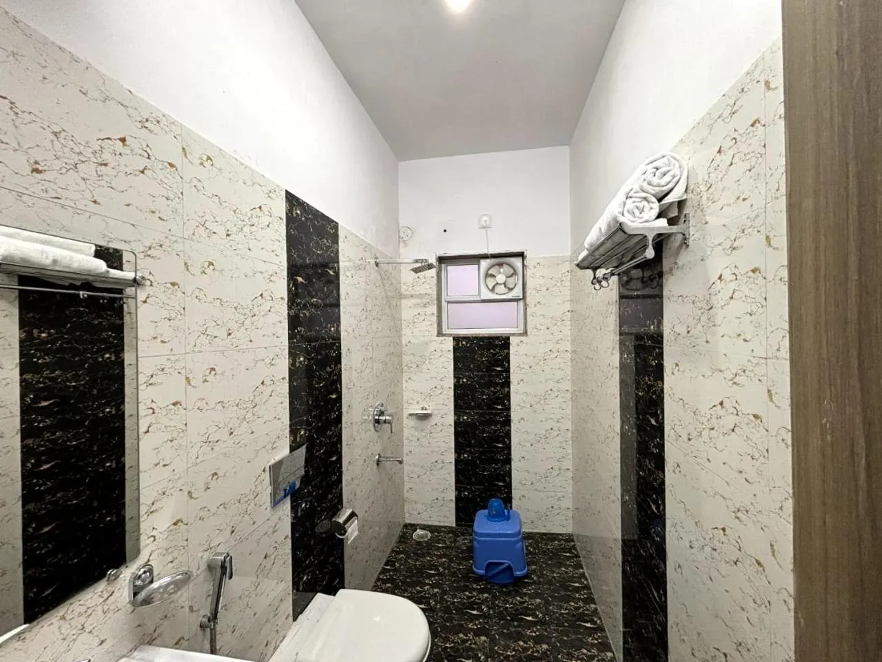 Bathroom in Arul's Hotel