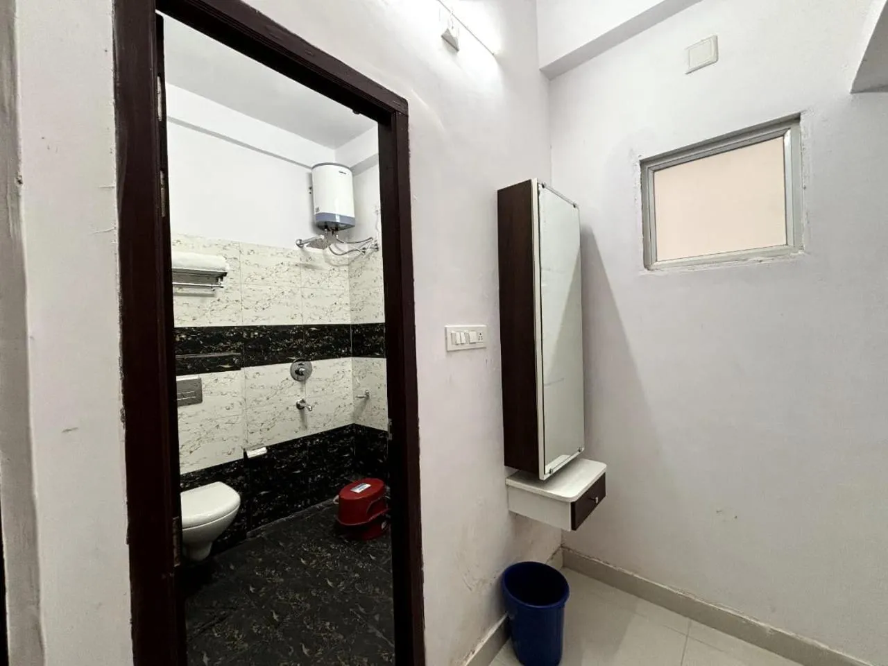 Bathroom in Arul's Hotel