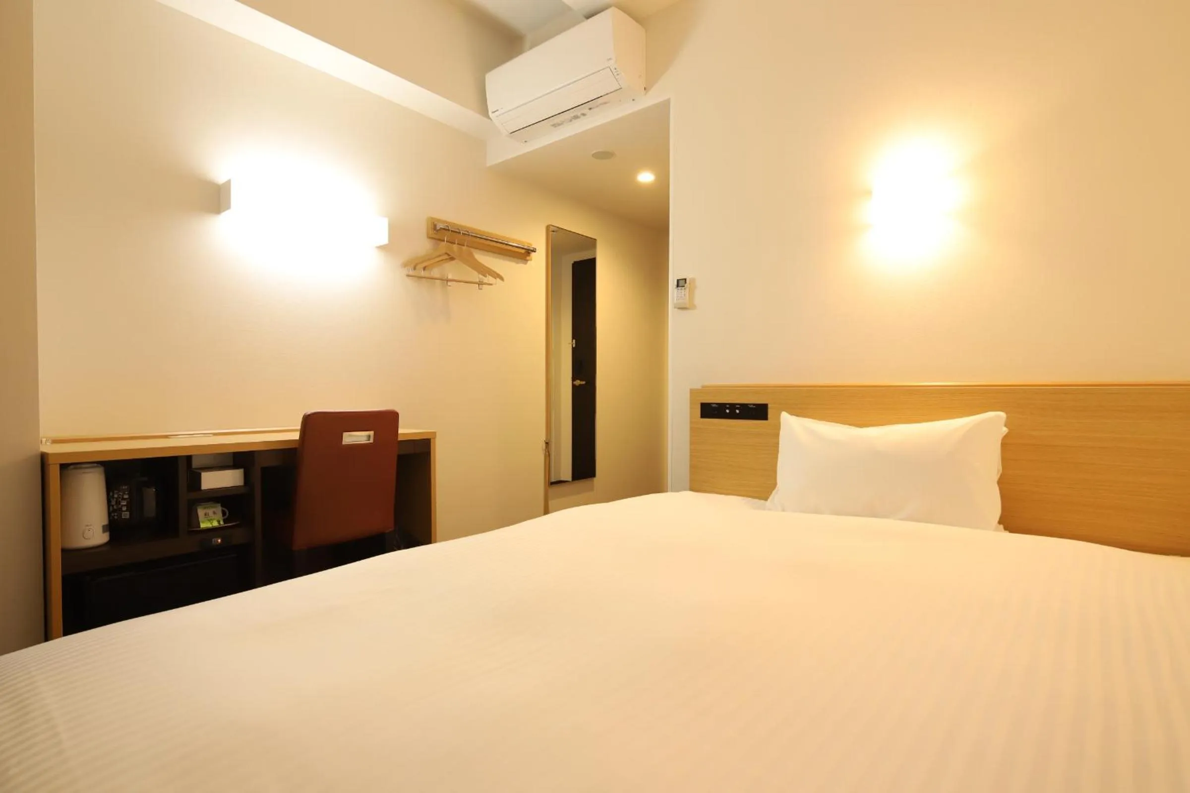 Bed in AB Hotel Kisarazu