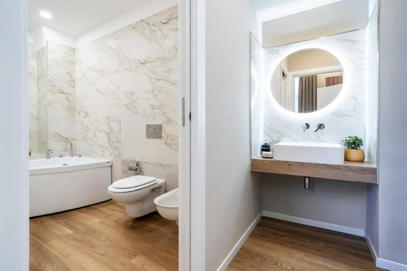 Toilet in Archimedes suites