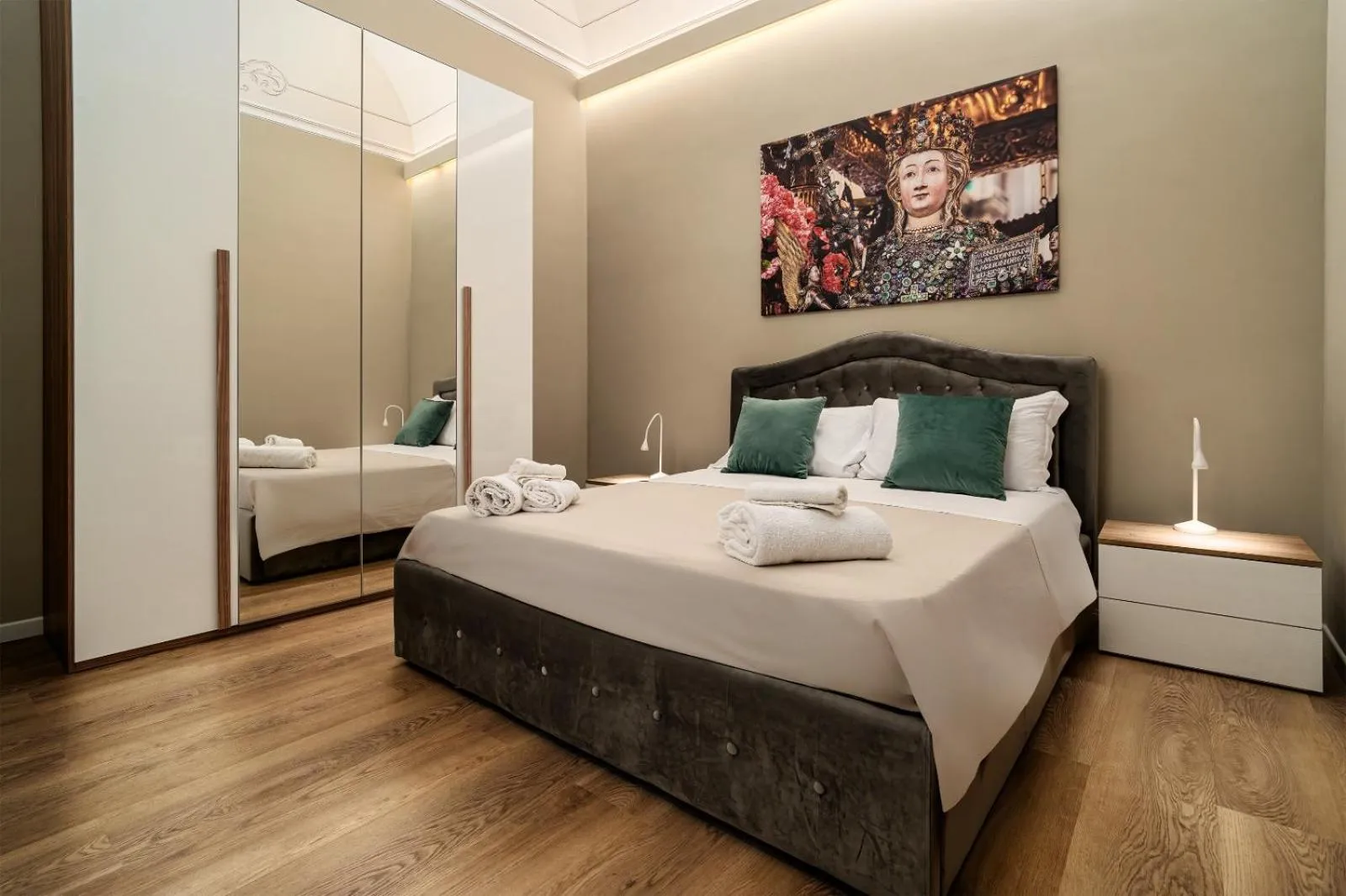 Bed in Archimedes suites