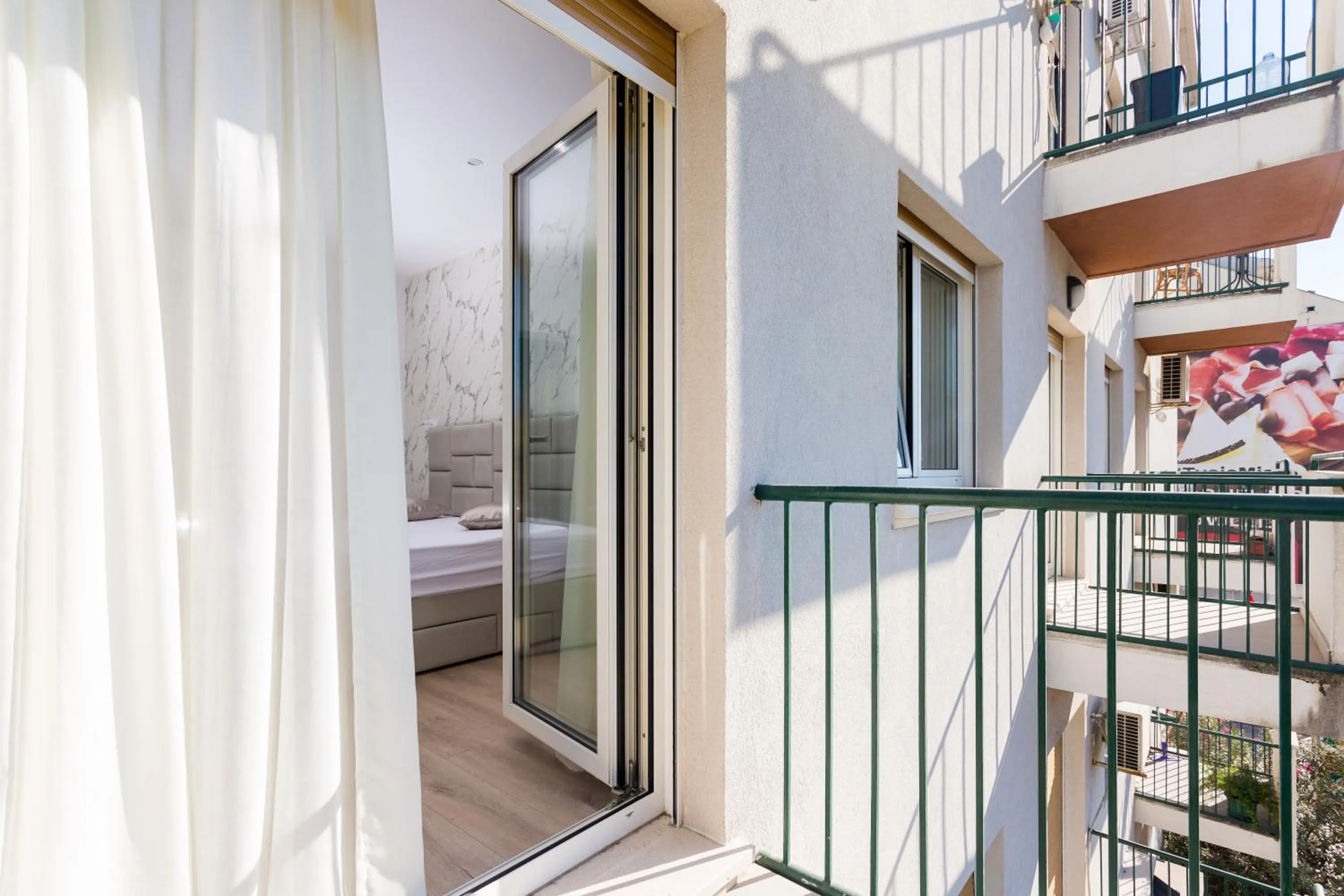 Balcony/Terrace in Shine of Life Luxury Rooms