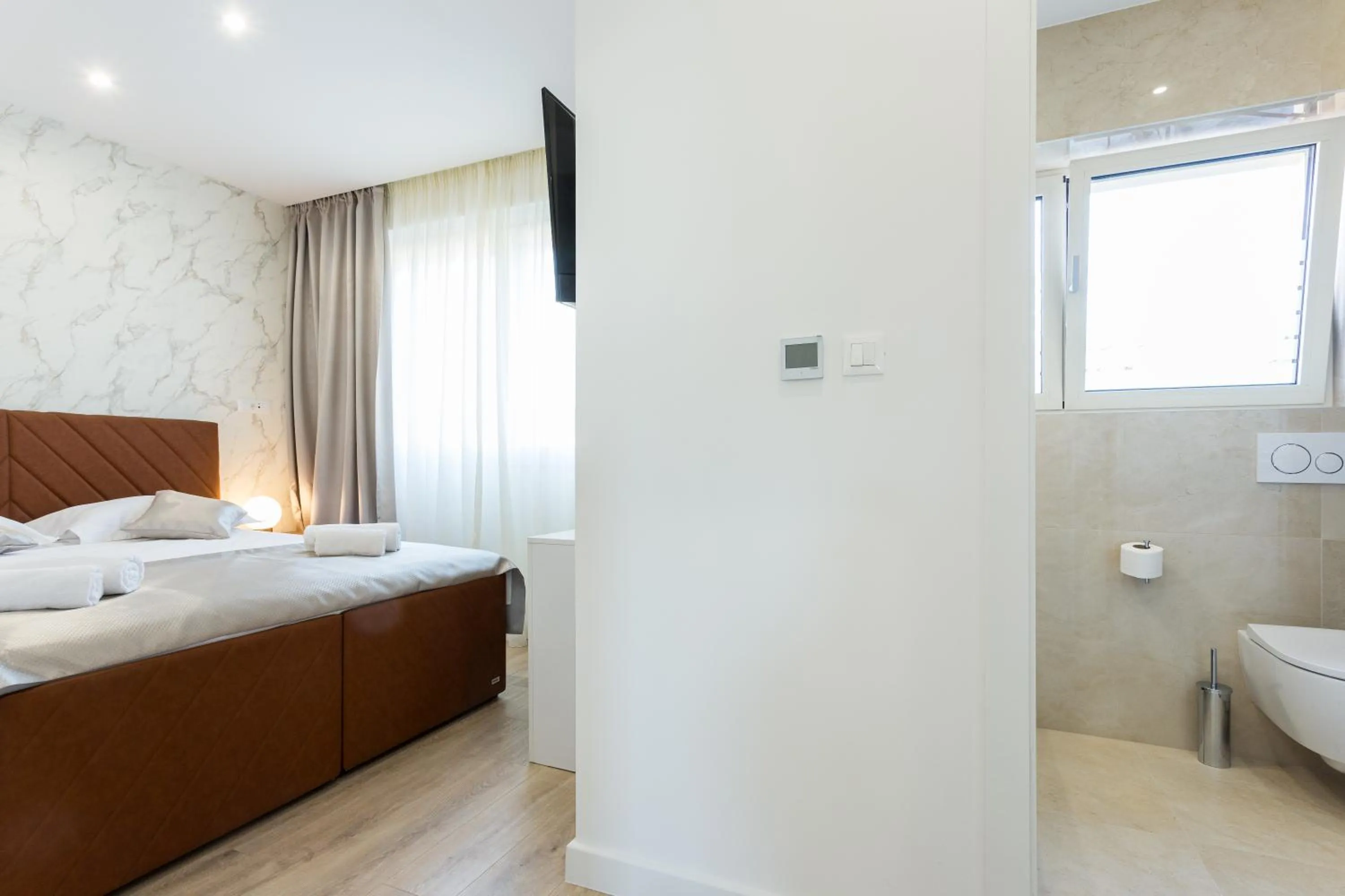 Bedroom, Bed in Shine of Life Luxury Rooms