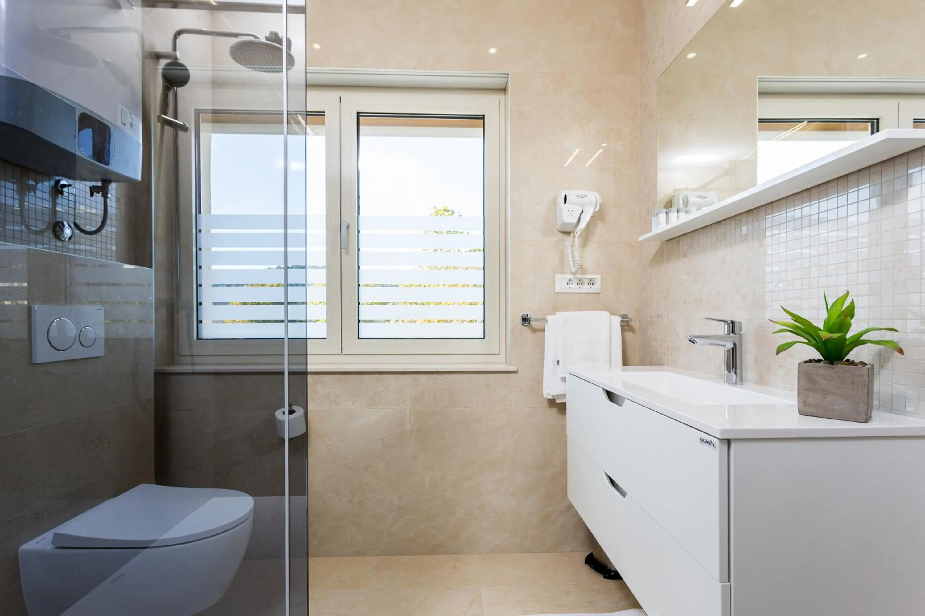 Bathroom in Shine of Life Luxury Rooms