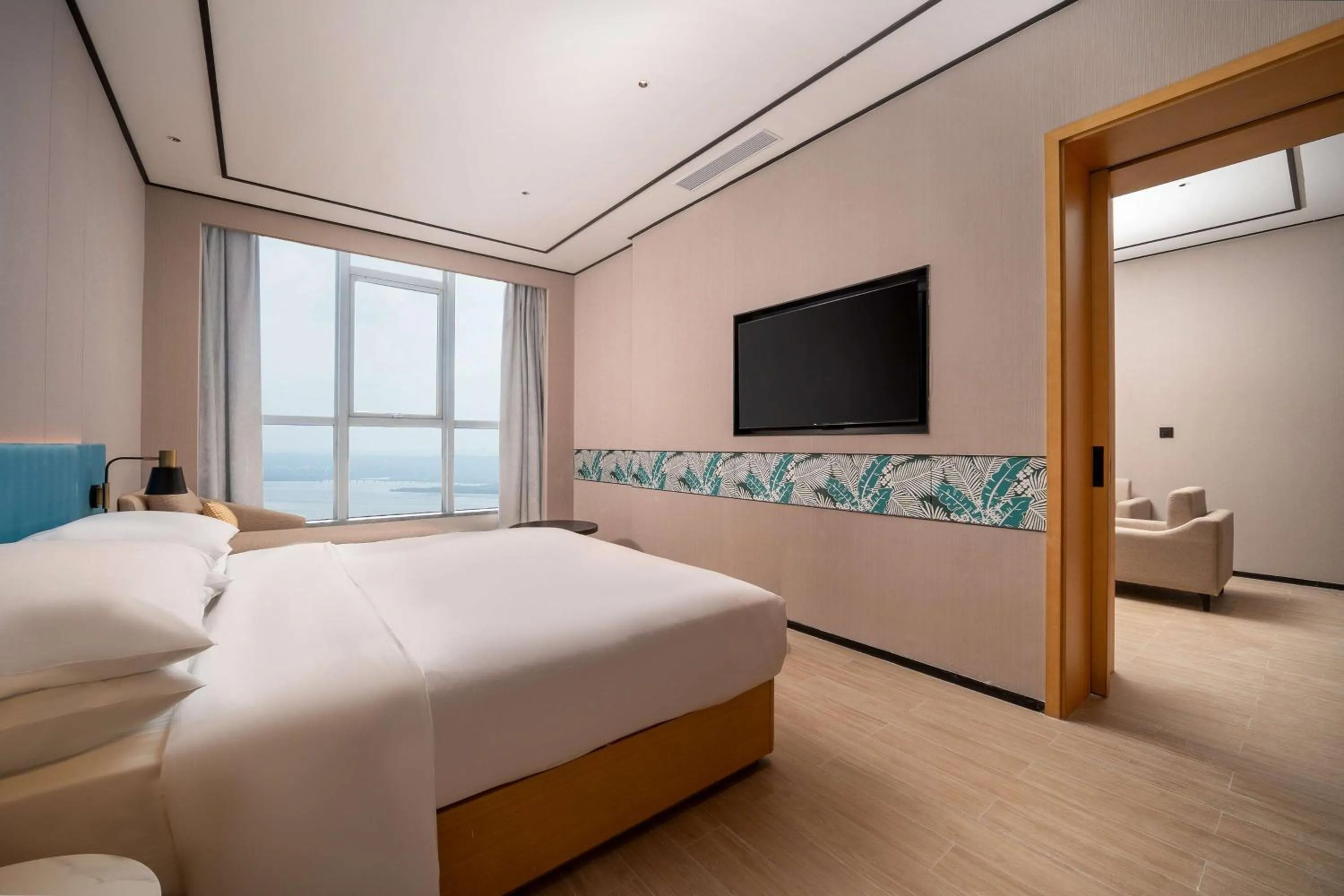 Bed in Hilton Garden Inn Danzhou Yangpu