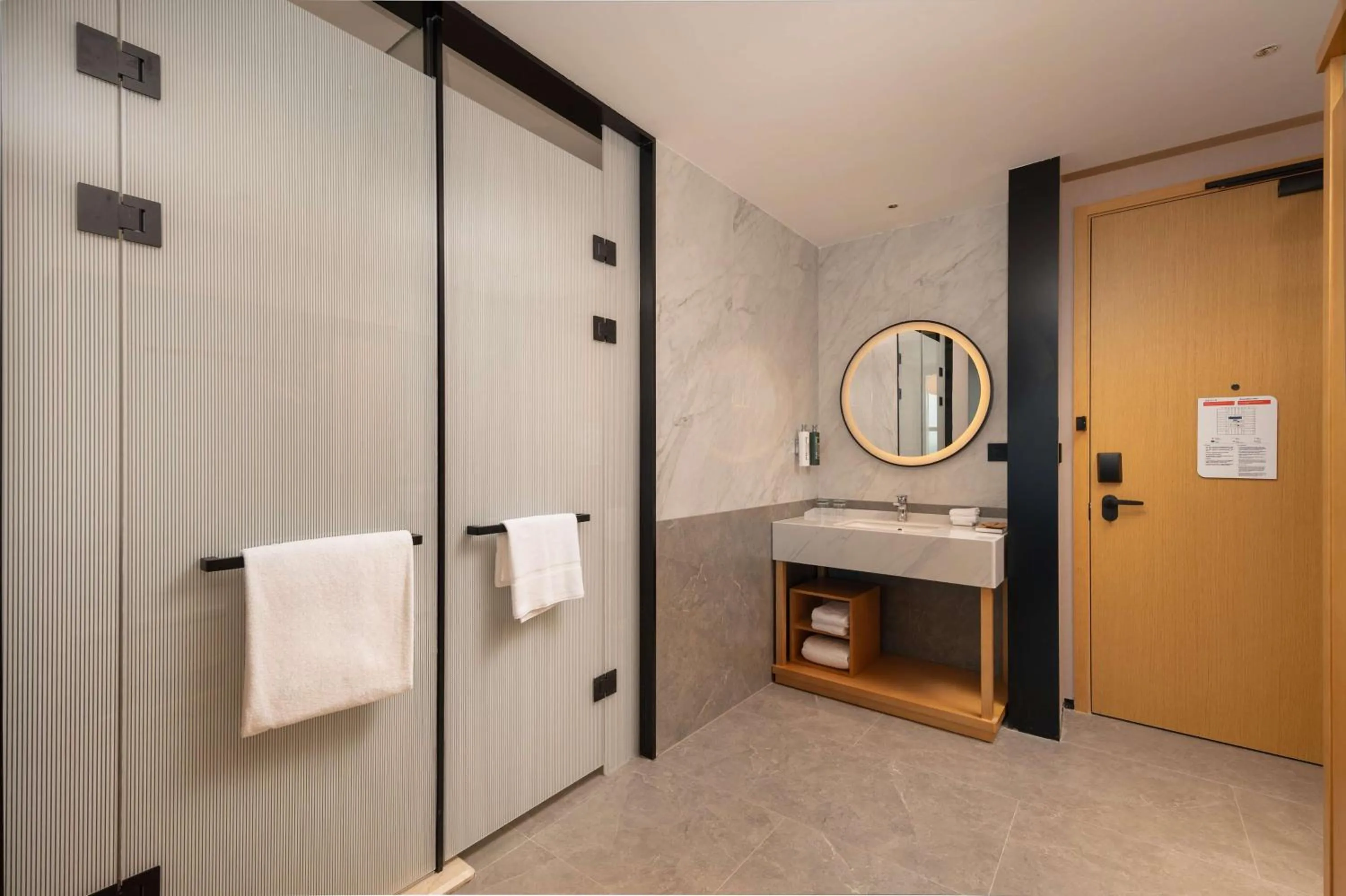 Bathroom in Hilton Garden Inn Danzhou Yangpu