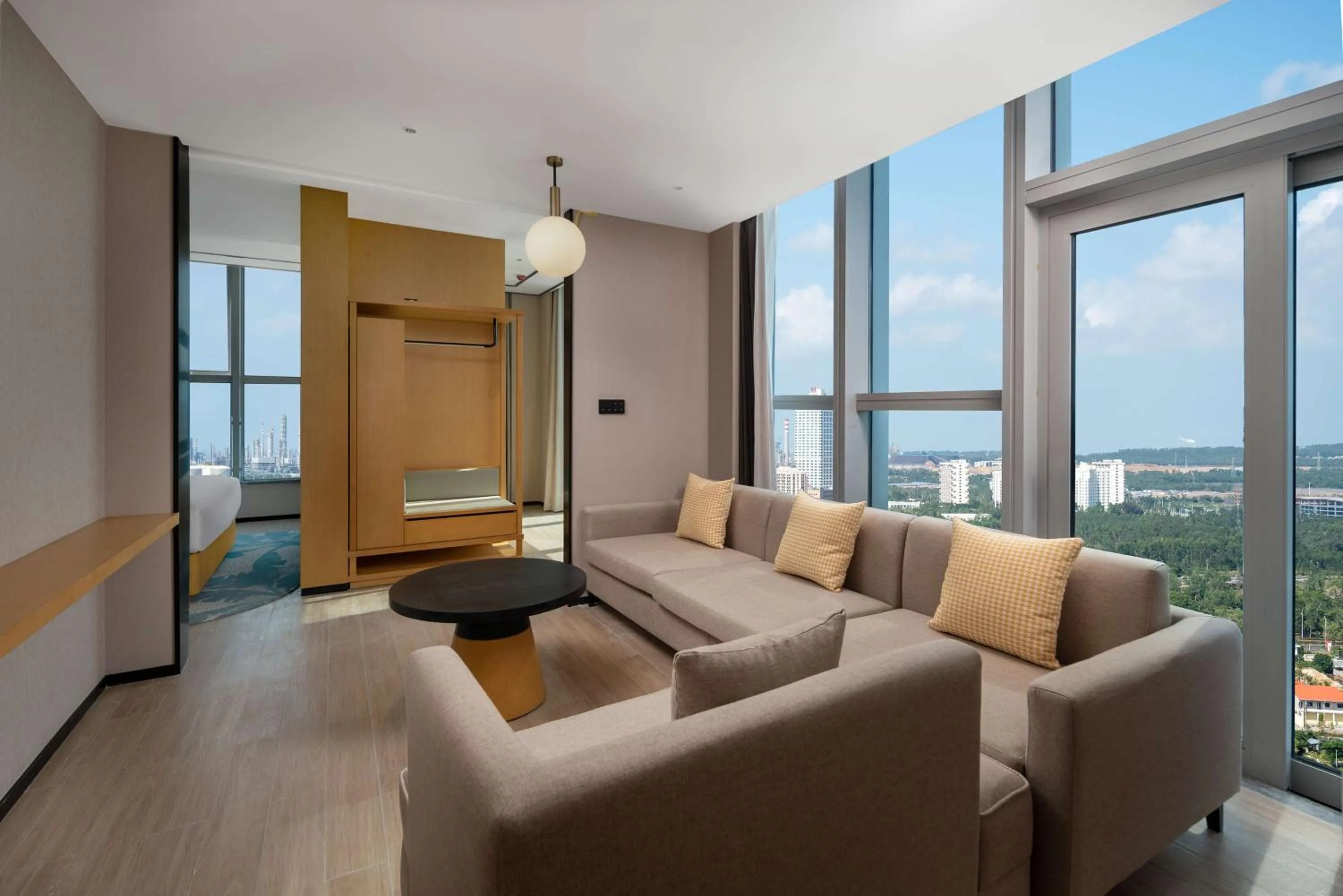 Living room in Hilton Garden Inn Danzhou Yangpu