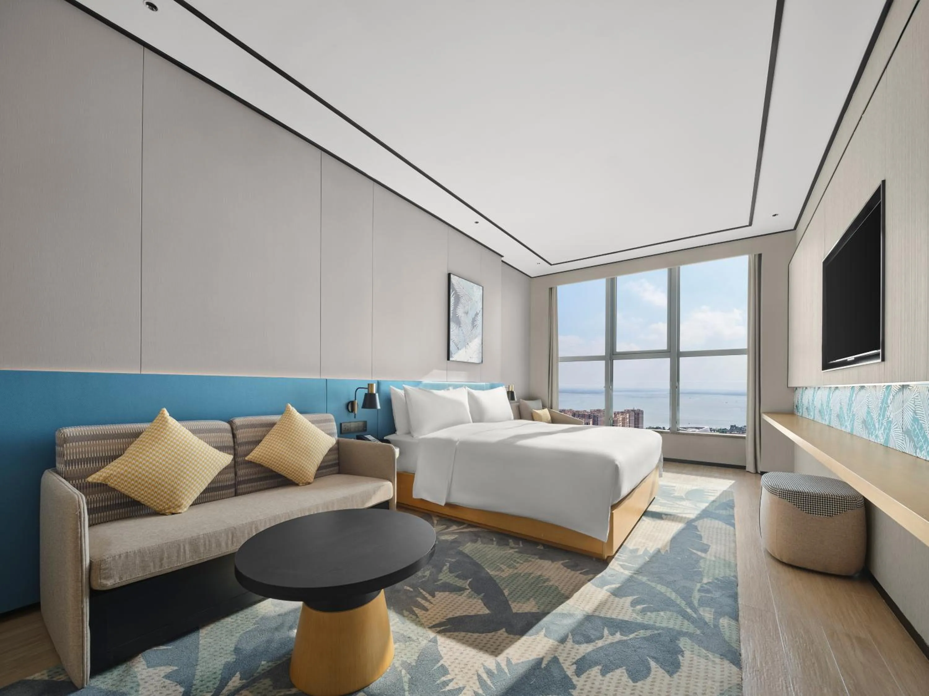 Bedroom, Bed in Hilton Garden Inn Danzhou Yangpu