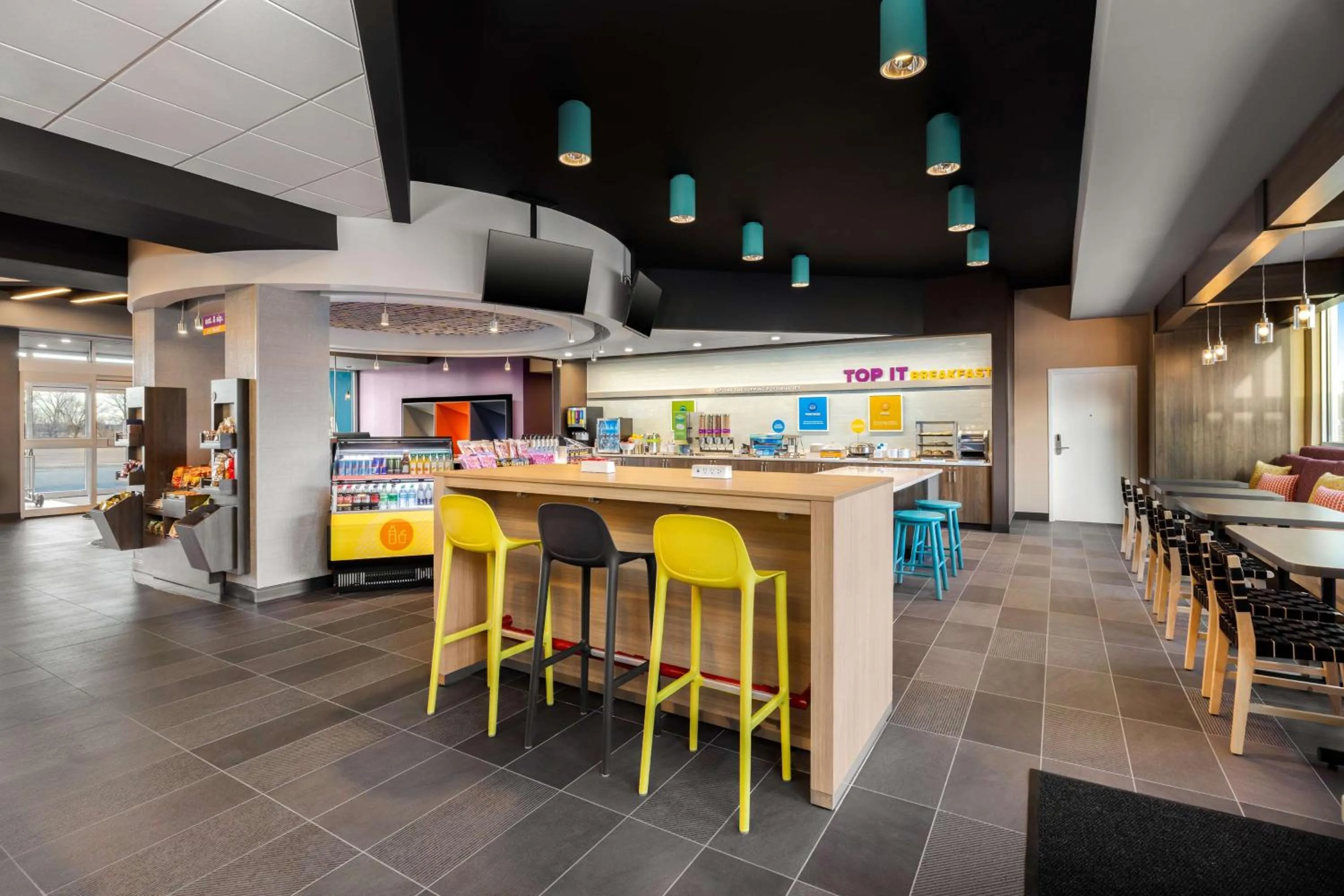 Breakfast in Tru By Hilton Oshkosh