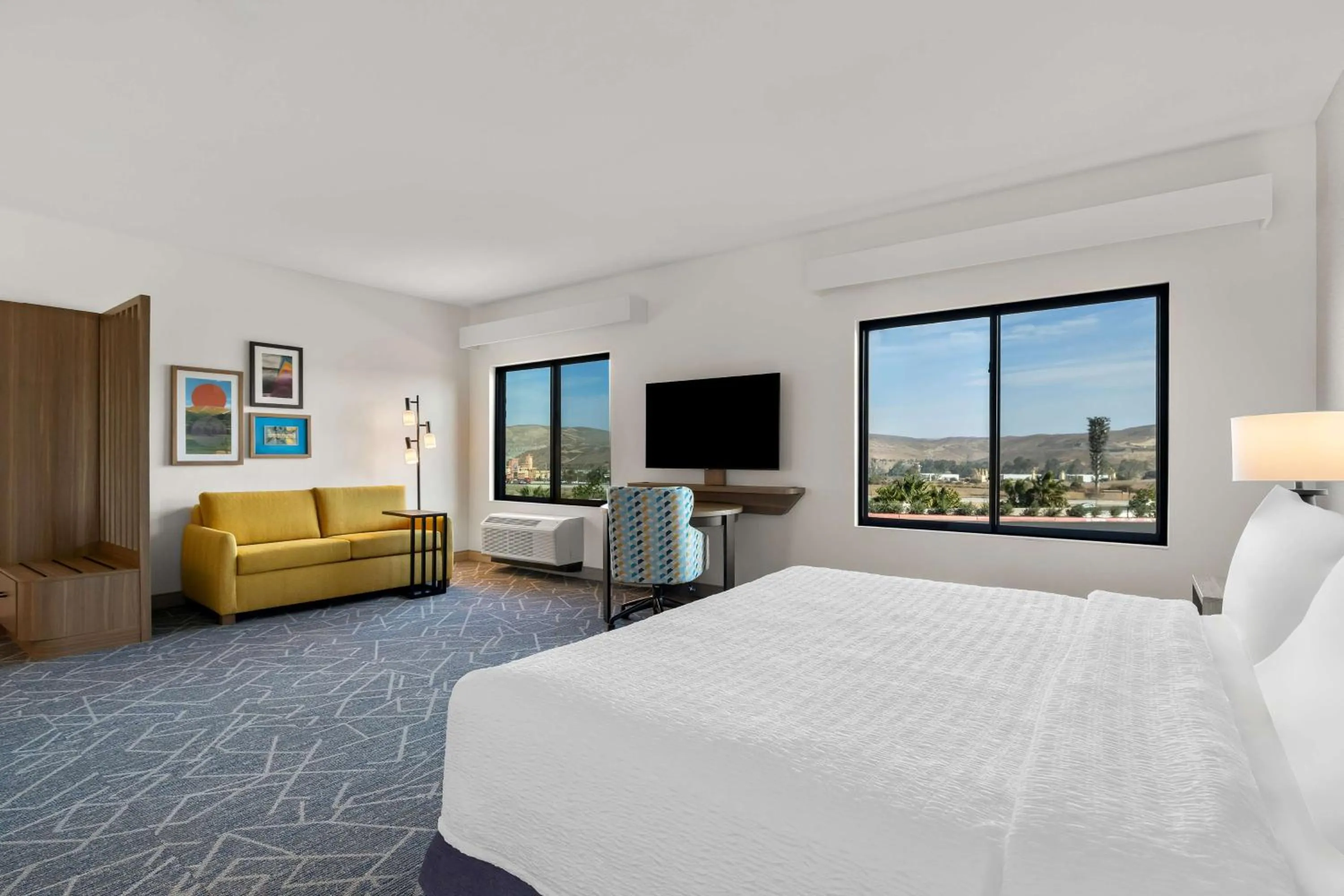 Bed in Hampton Inn & Suites Corona, Ca