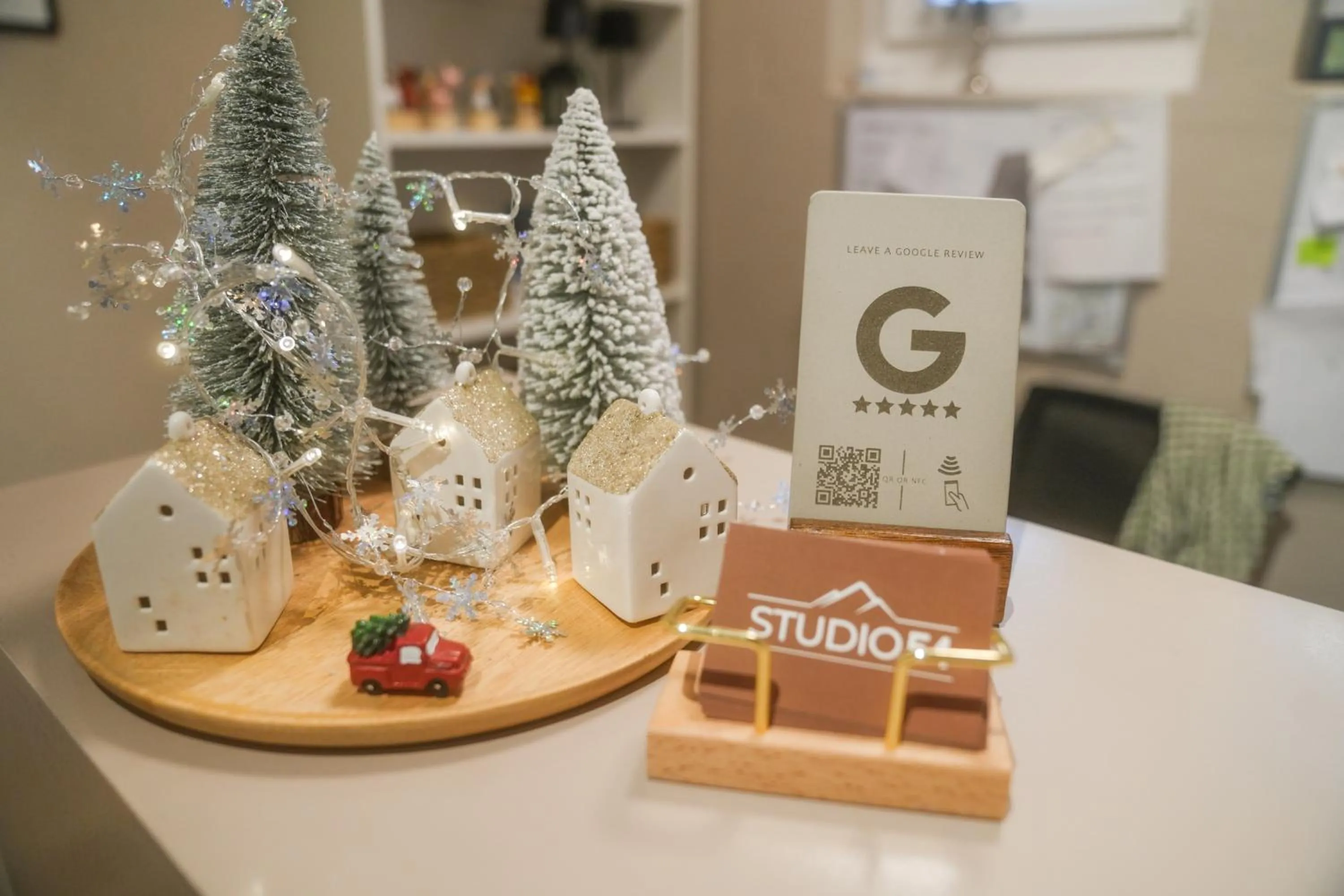 Winter in Studio 54 Davos