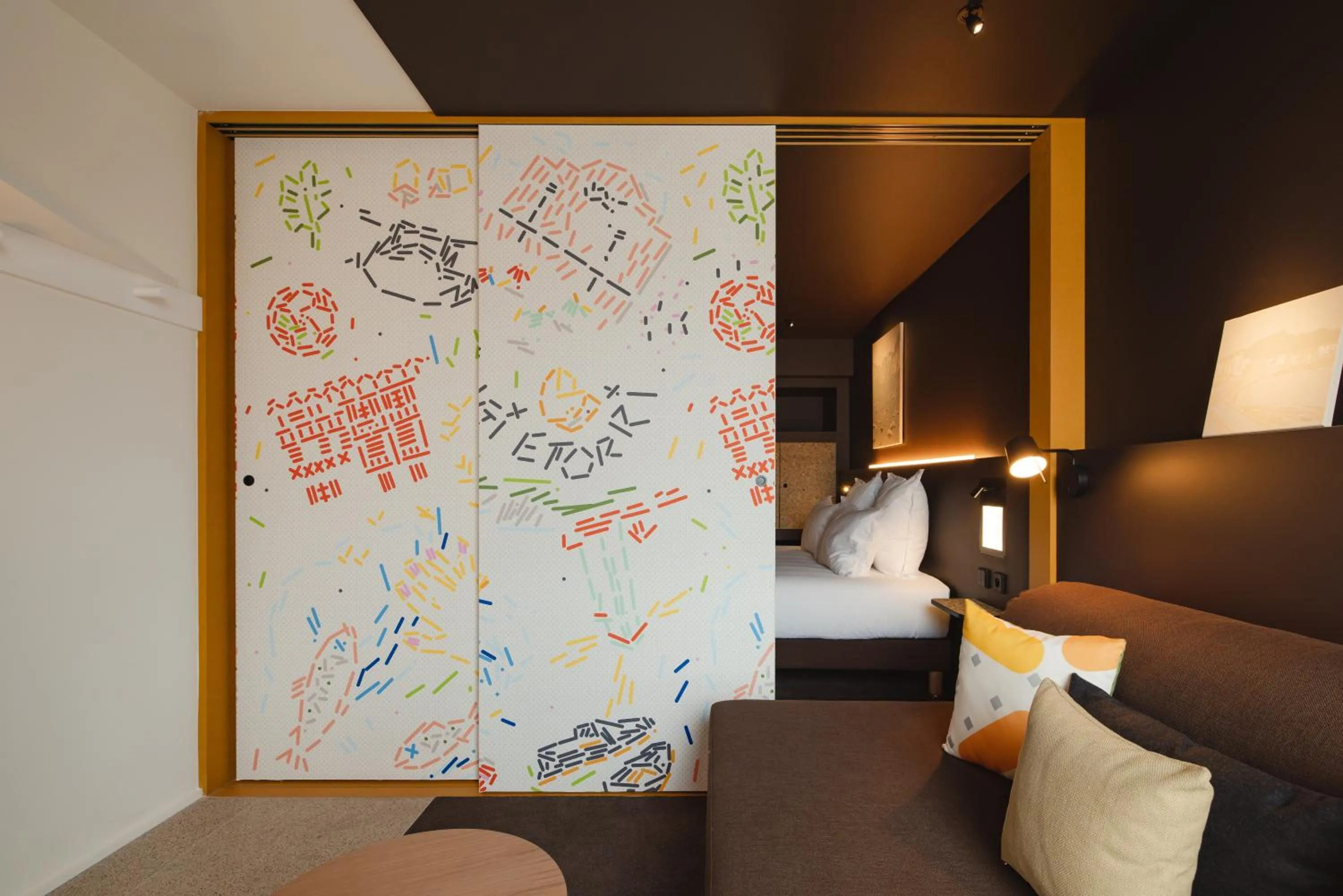 Photo of the whole room, Bed in Bizipoz Hôtel