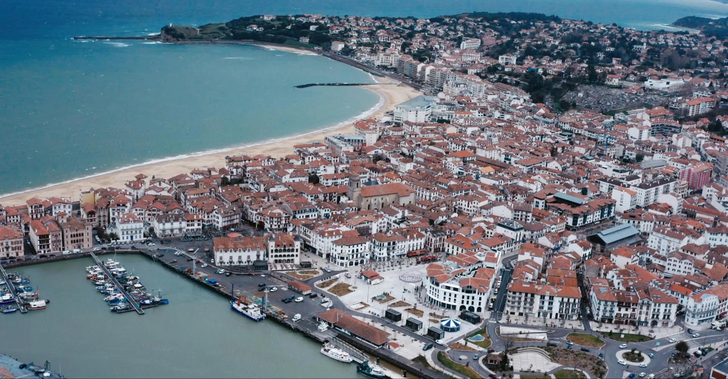 Bird's eye view in Bizipoz Hôtel