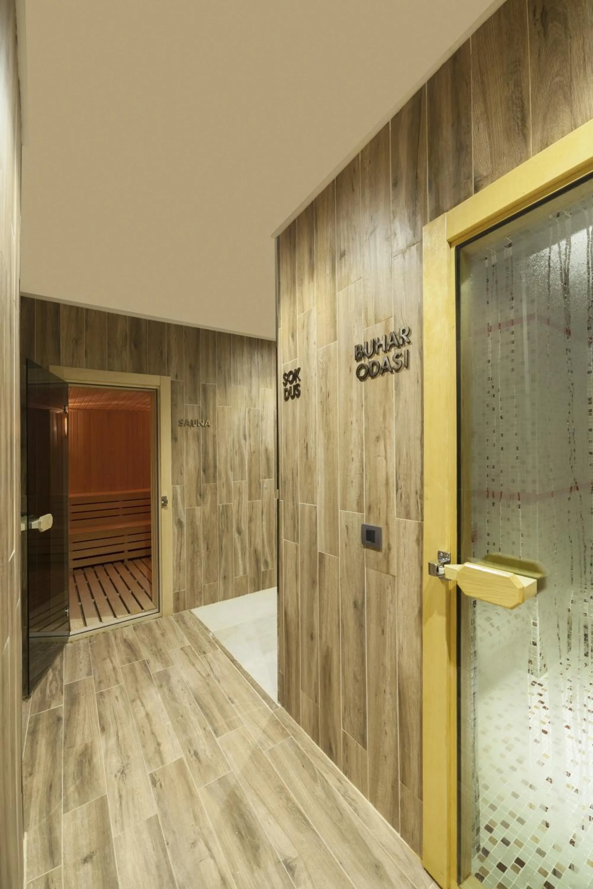 Steam room in Lamec Hotel Business