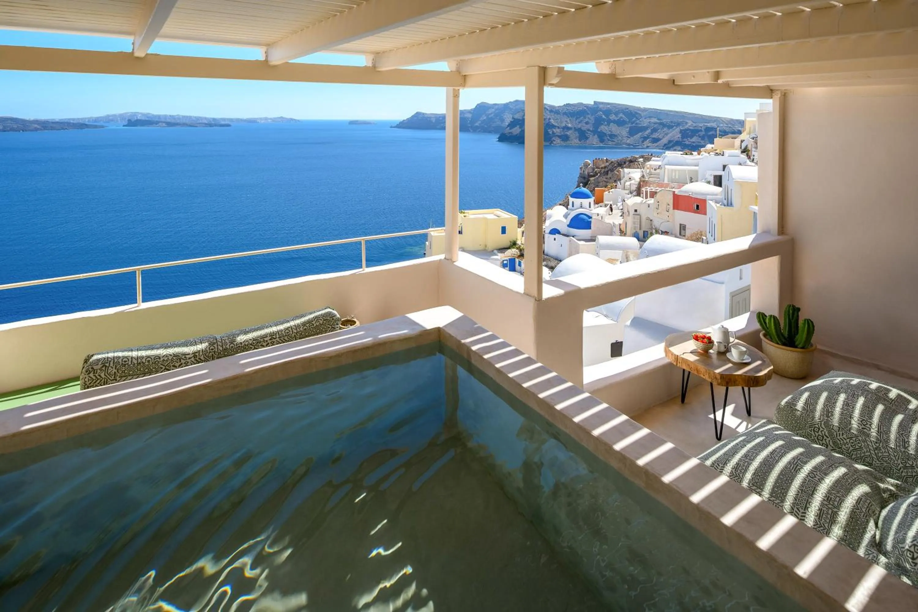 Hot Tub in Gaia Suites