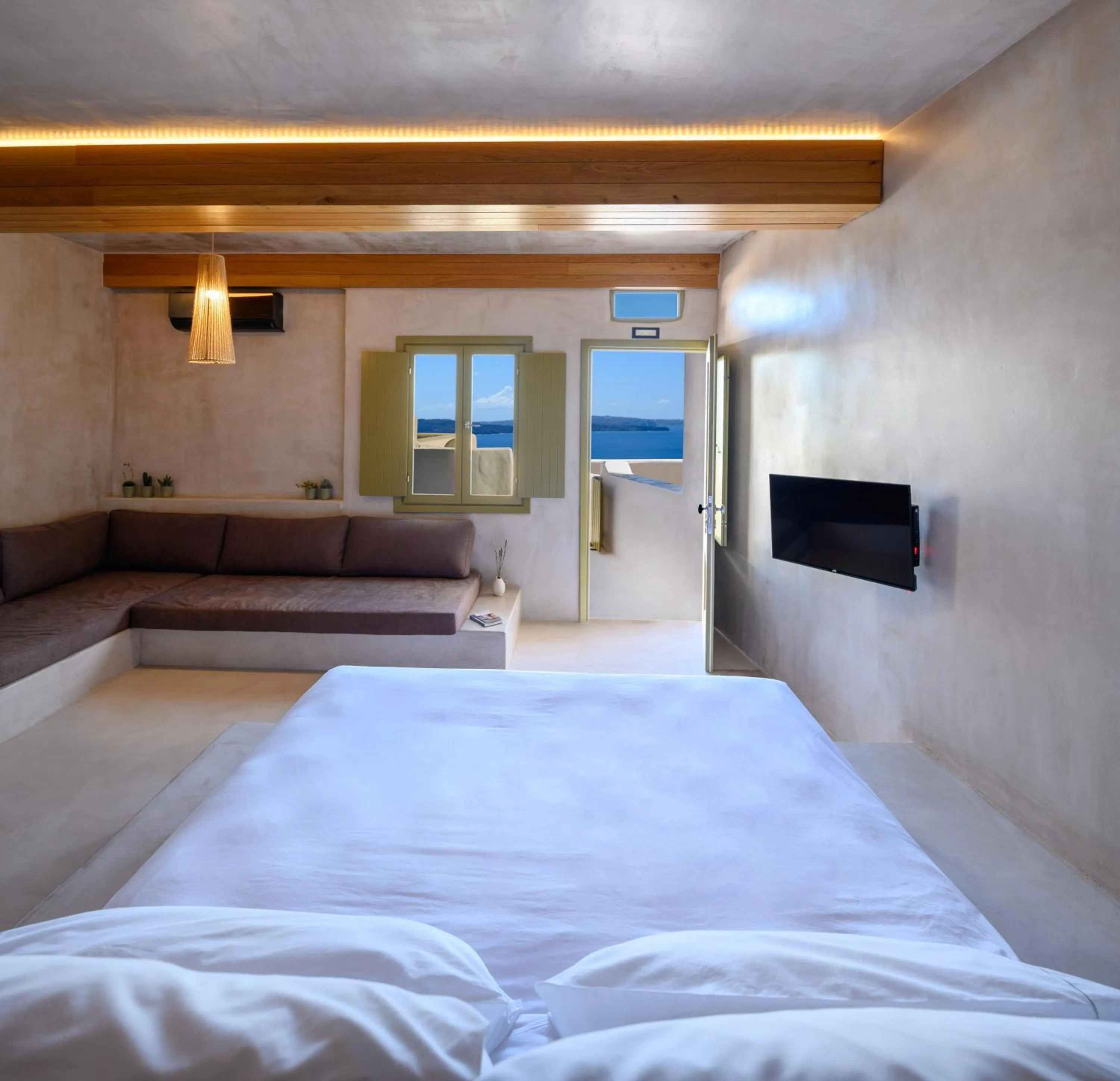 Bedroom, Bed in Gaia Suites