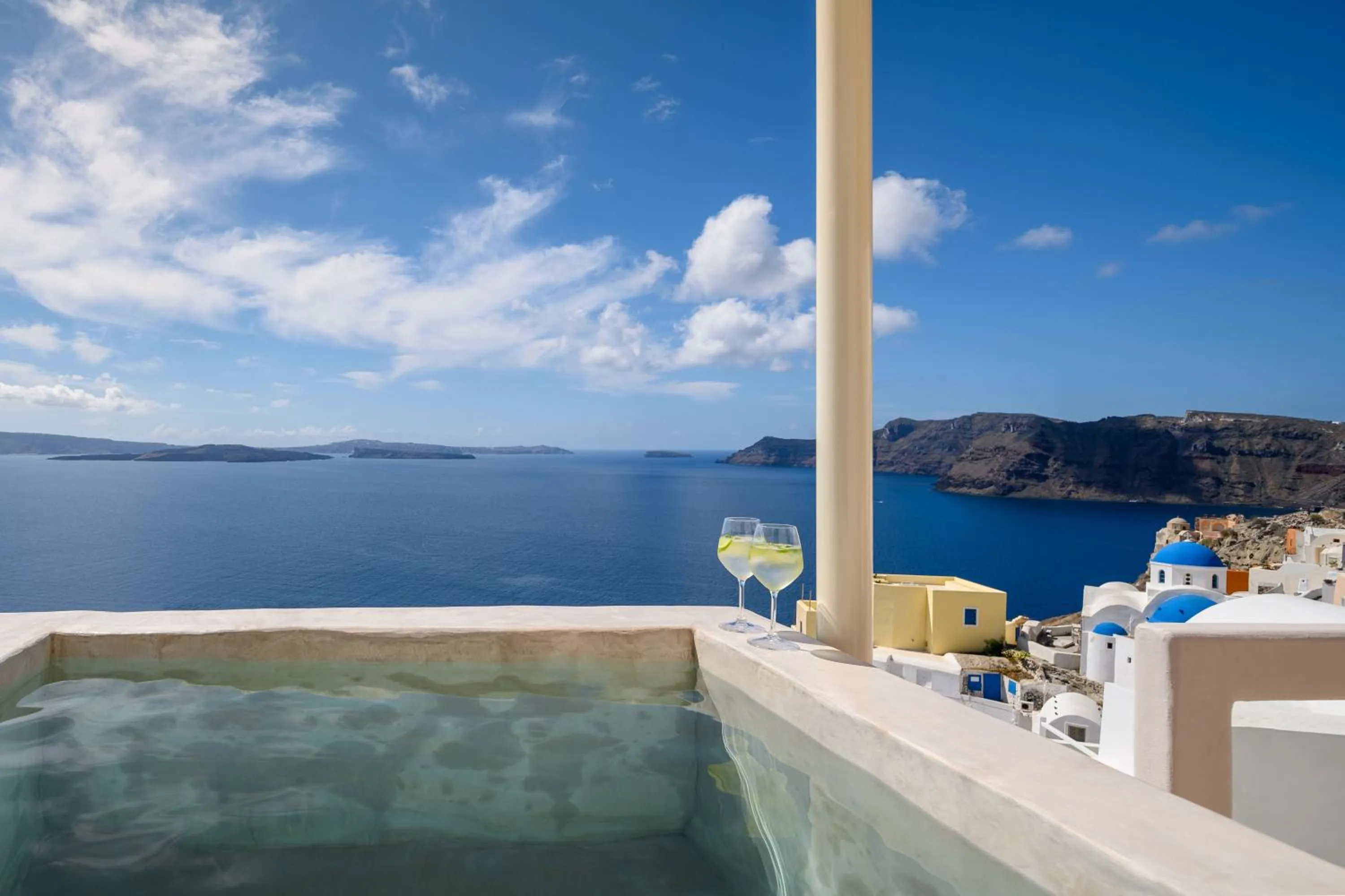 Hot Tub in Gaia Suites