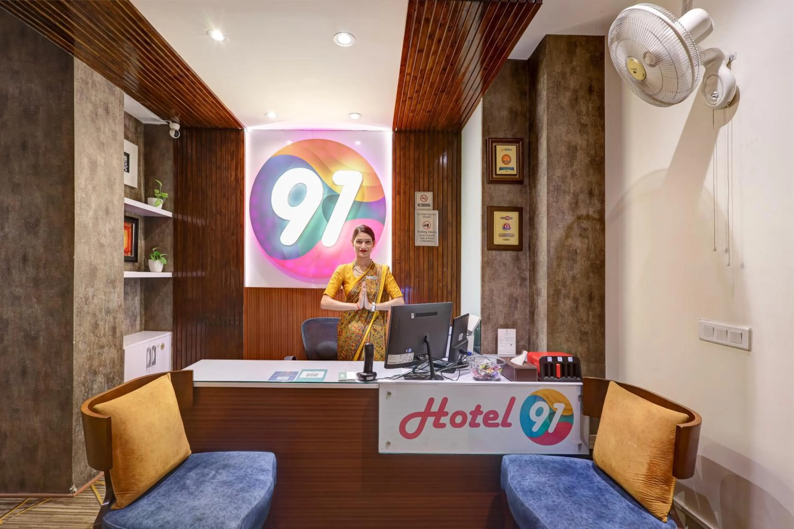 Property building in Hotel 91 Golf Course Road