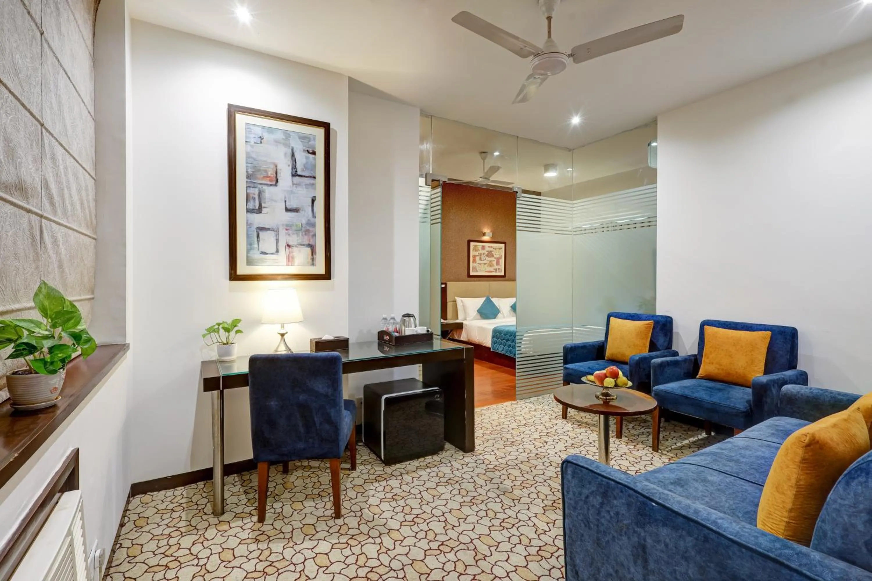 Living room in Hotel 91 Golf Course Road