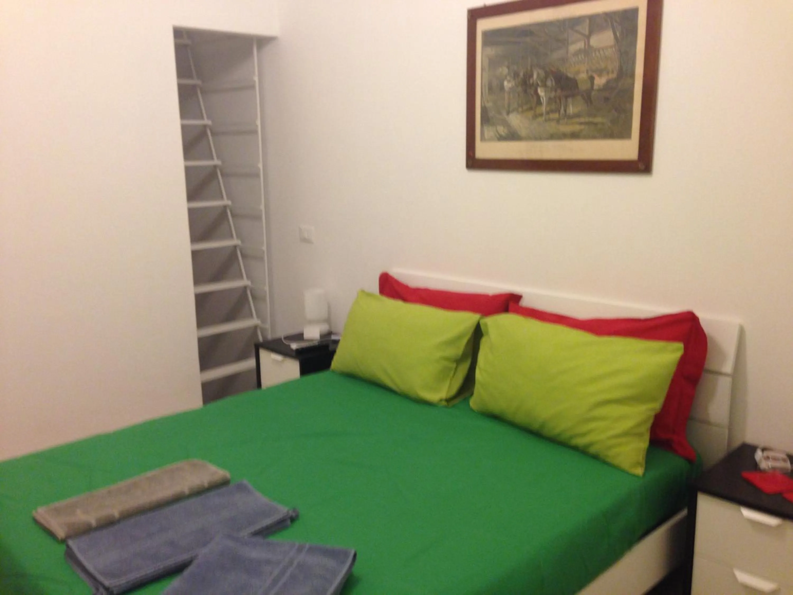 Photo of the whole room, Bed in B&B Giulio Cesare 24