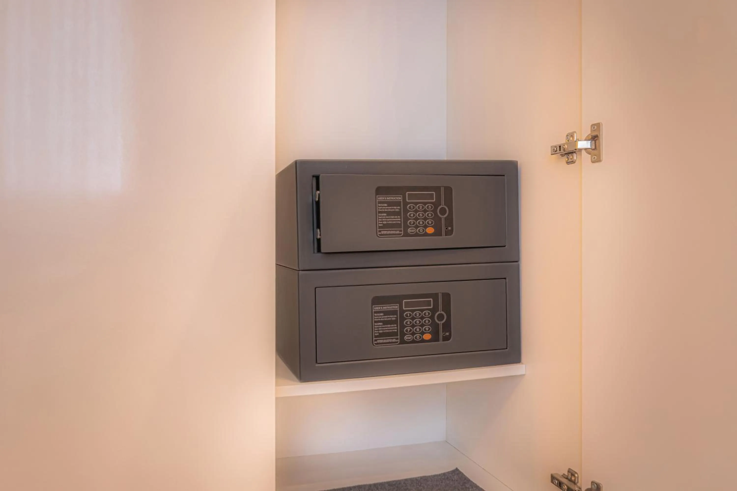 safe in Maestro Hotel