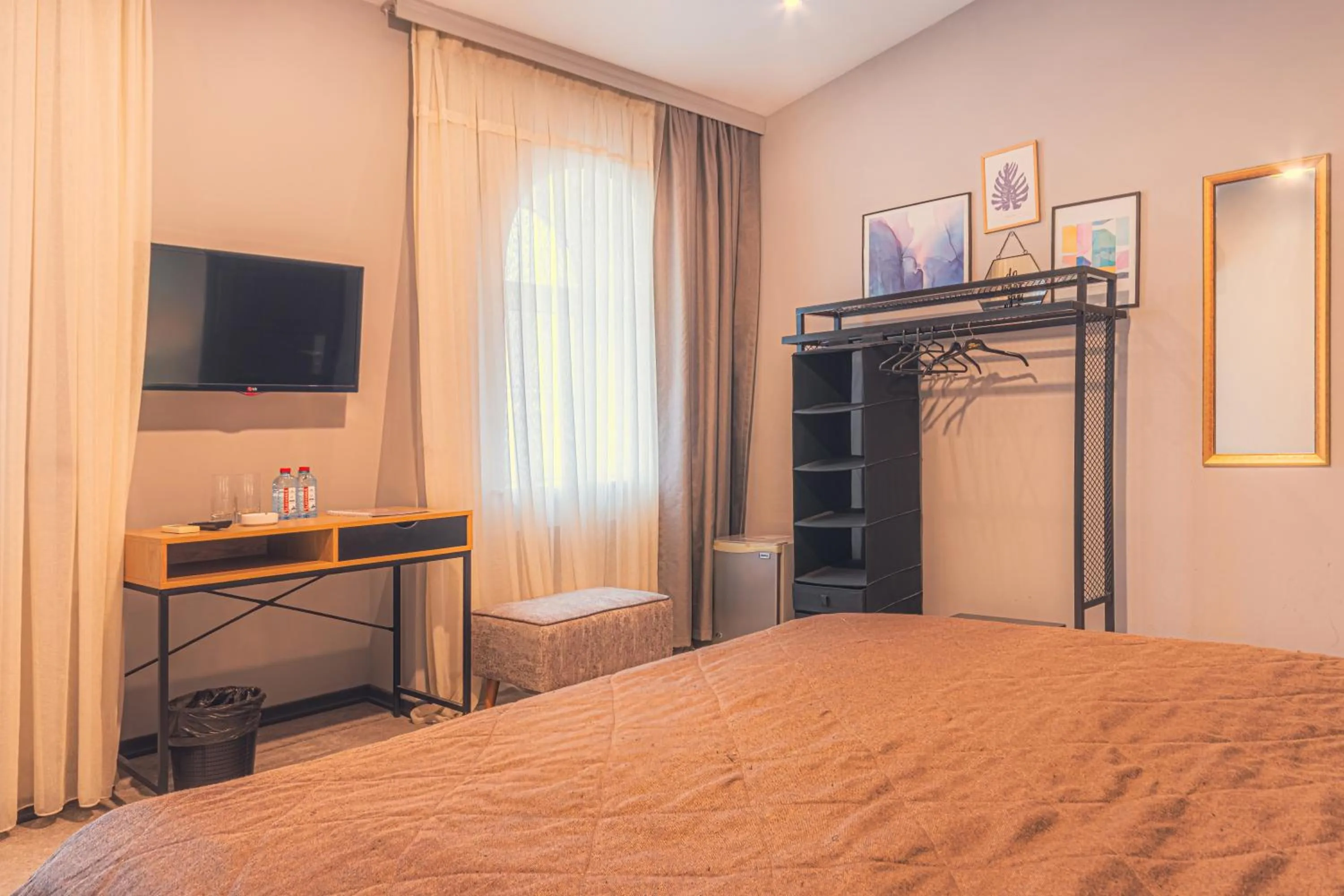 Bed in Maestro Hotel