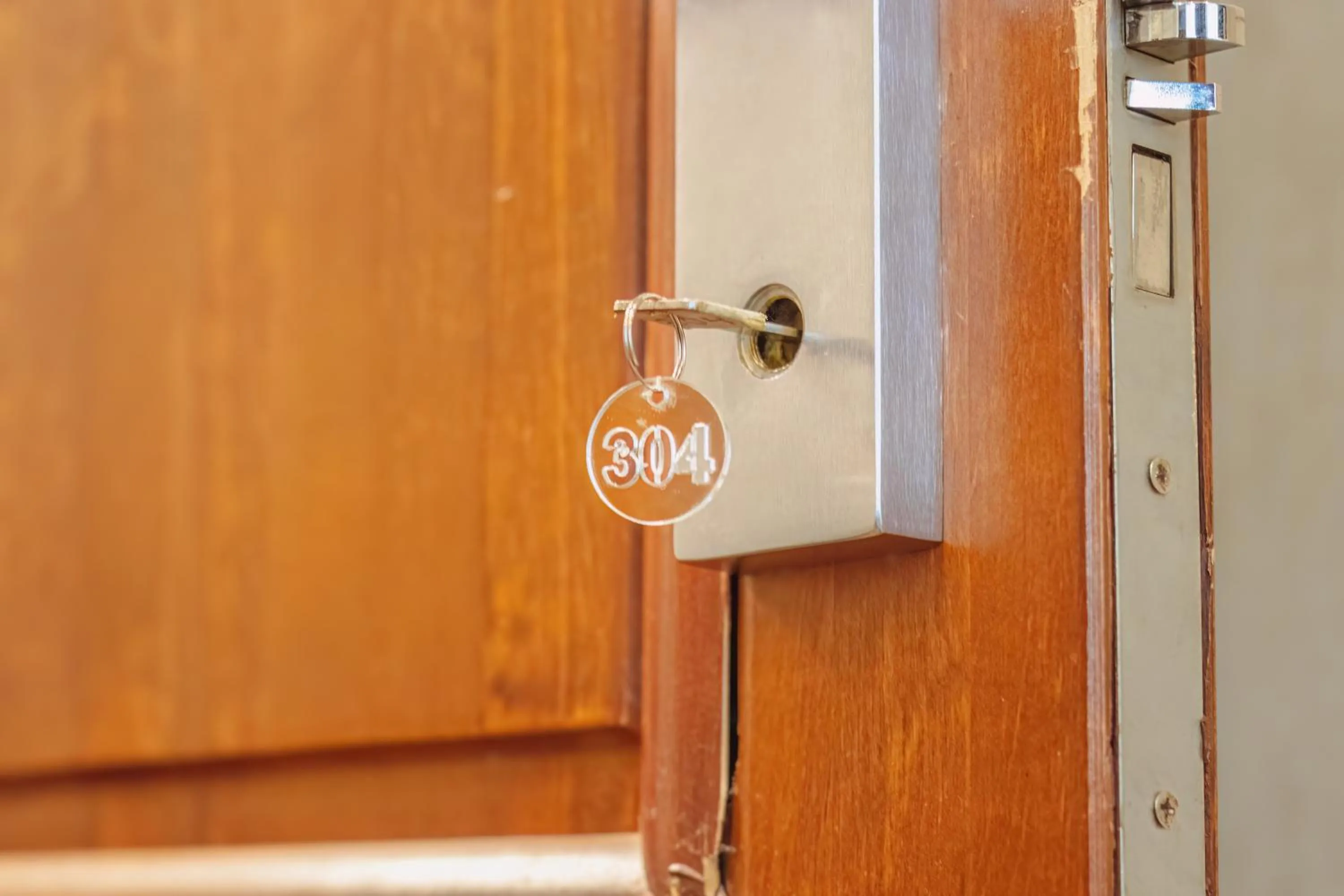 locker in Maestro Hotel