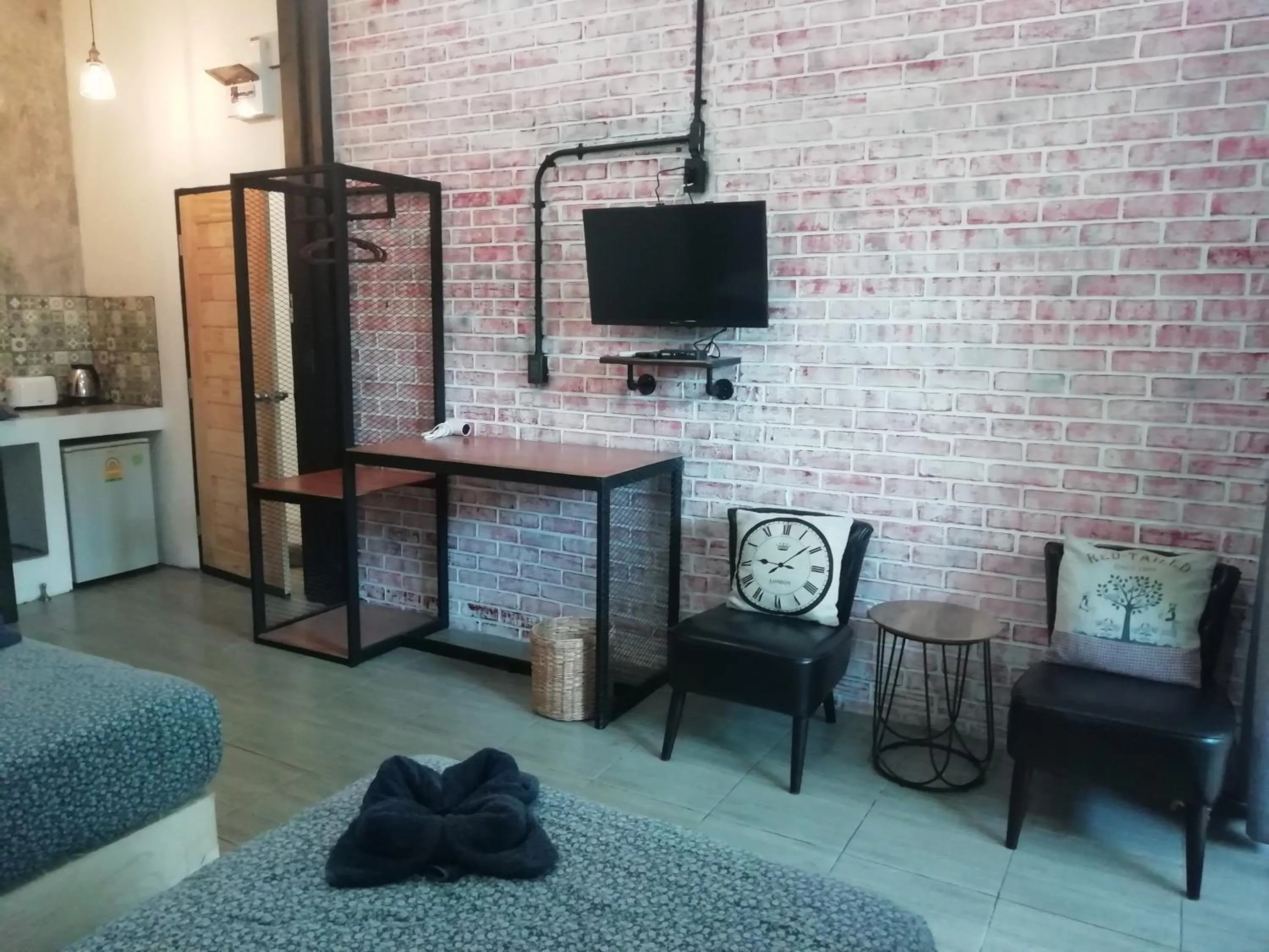 TV and multimedia in Baan Minnie