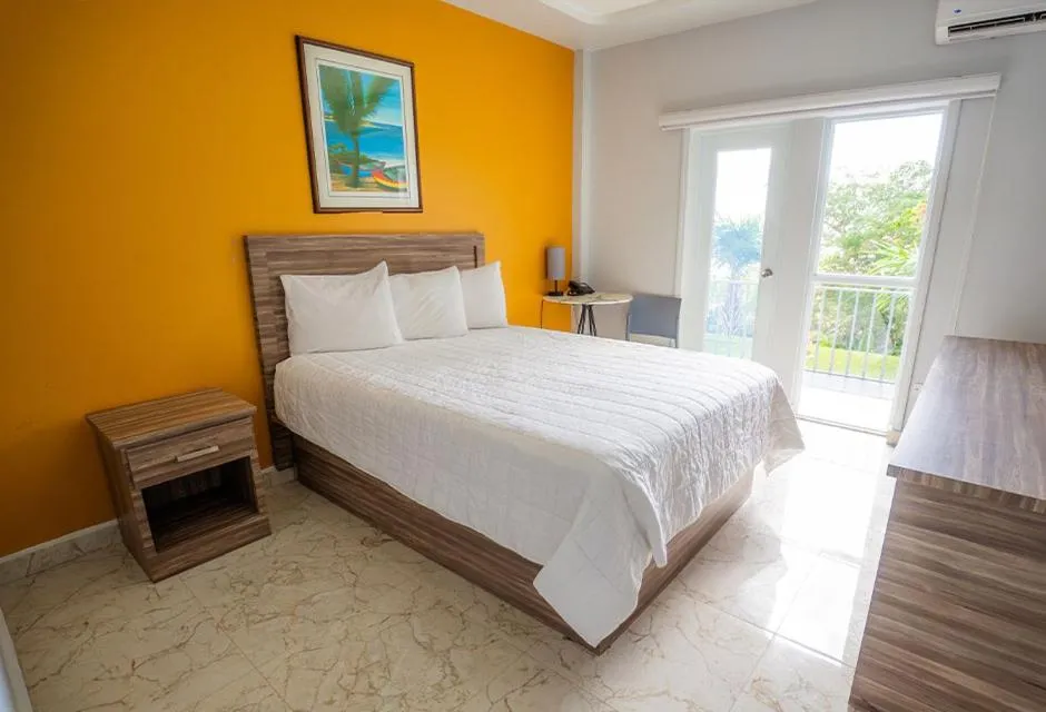 Balcony/Terrace, Bed in Hotel Vista Azul