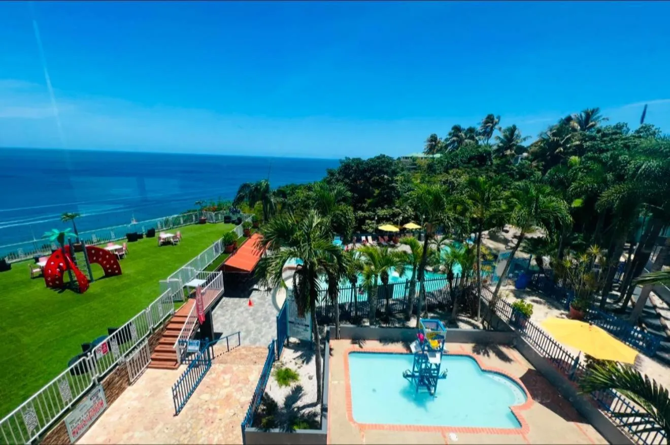 Pool view in Hotel Vista Azul