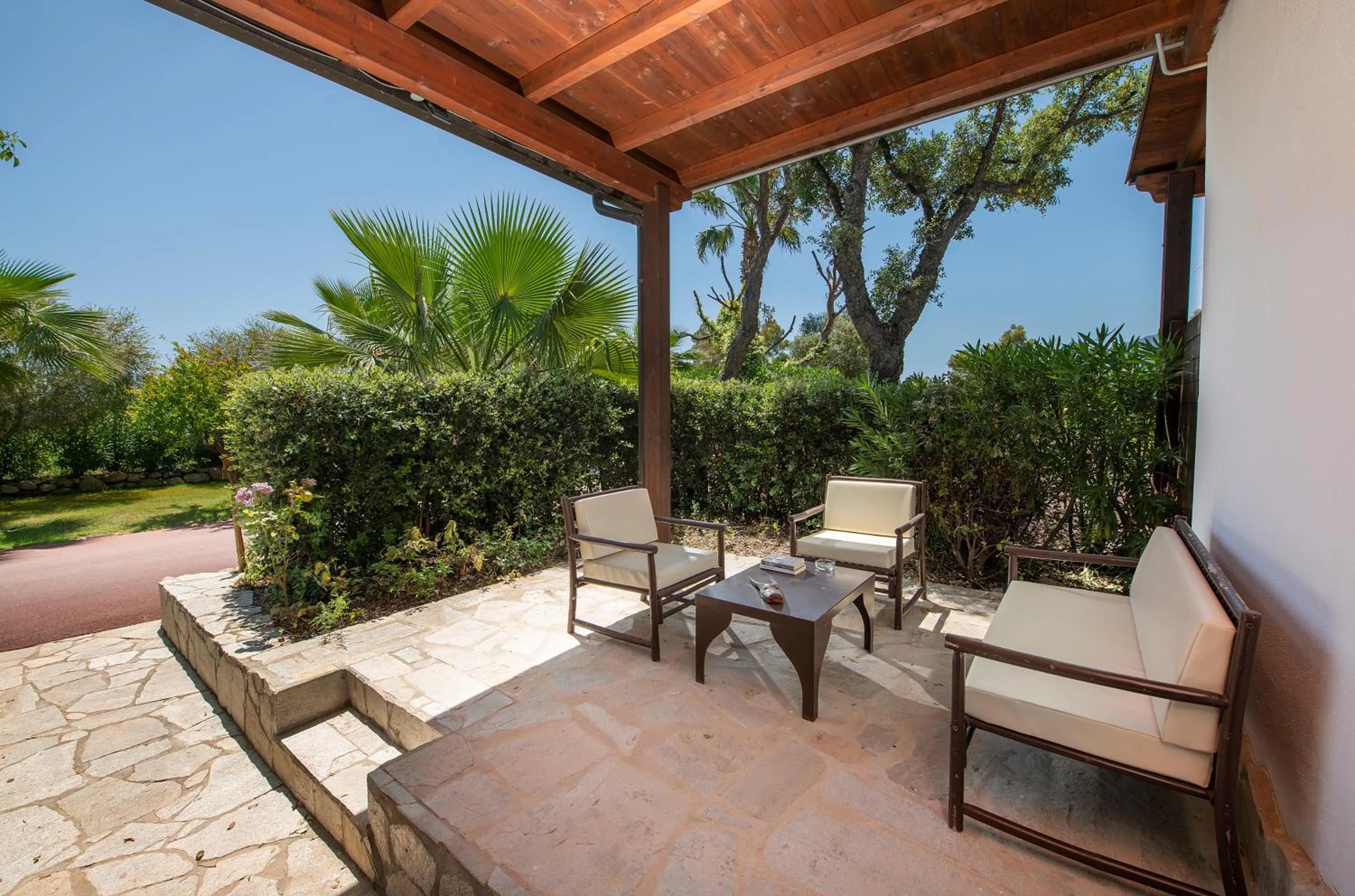 Patio in Hotel Rurale Orti di Nora & SPA