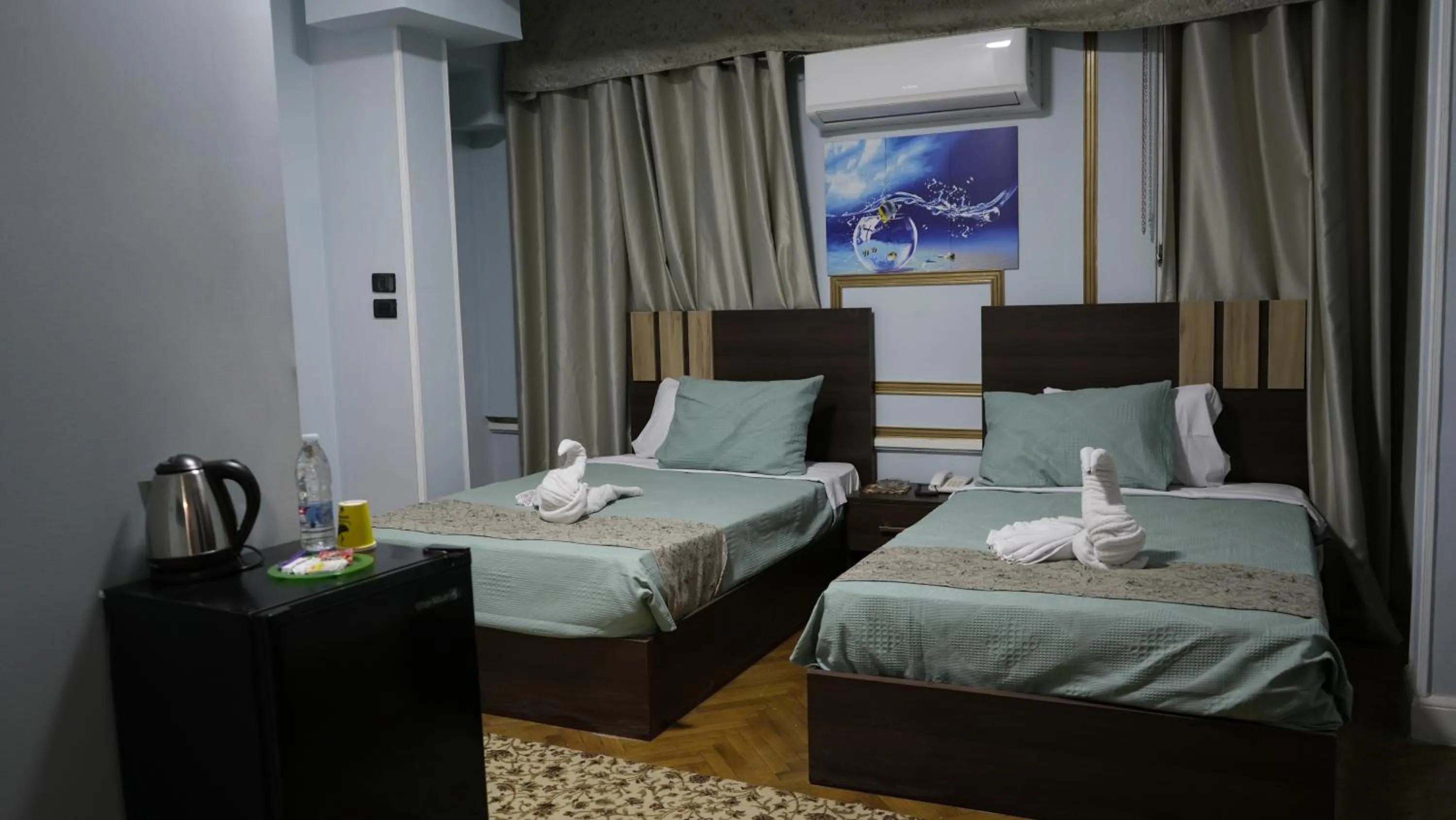 Bed in Good Season Hotel