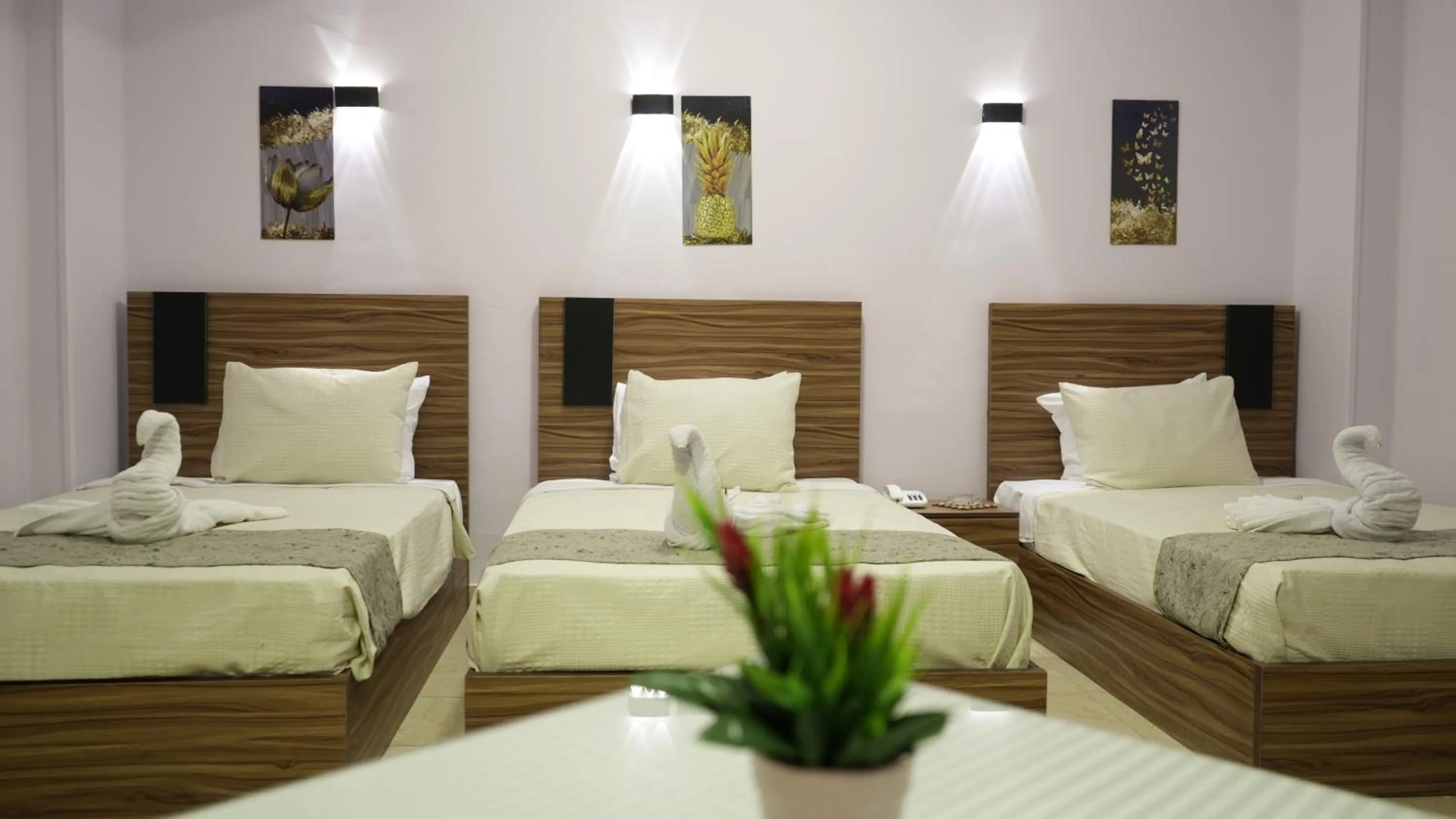 Bed in Good Season Hotel