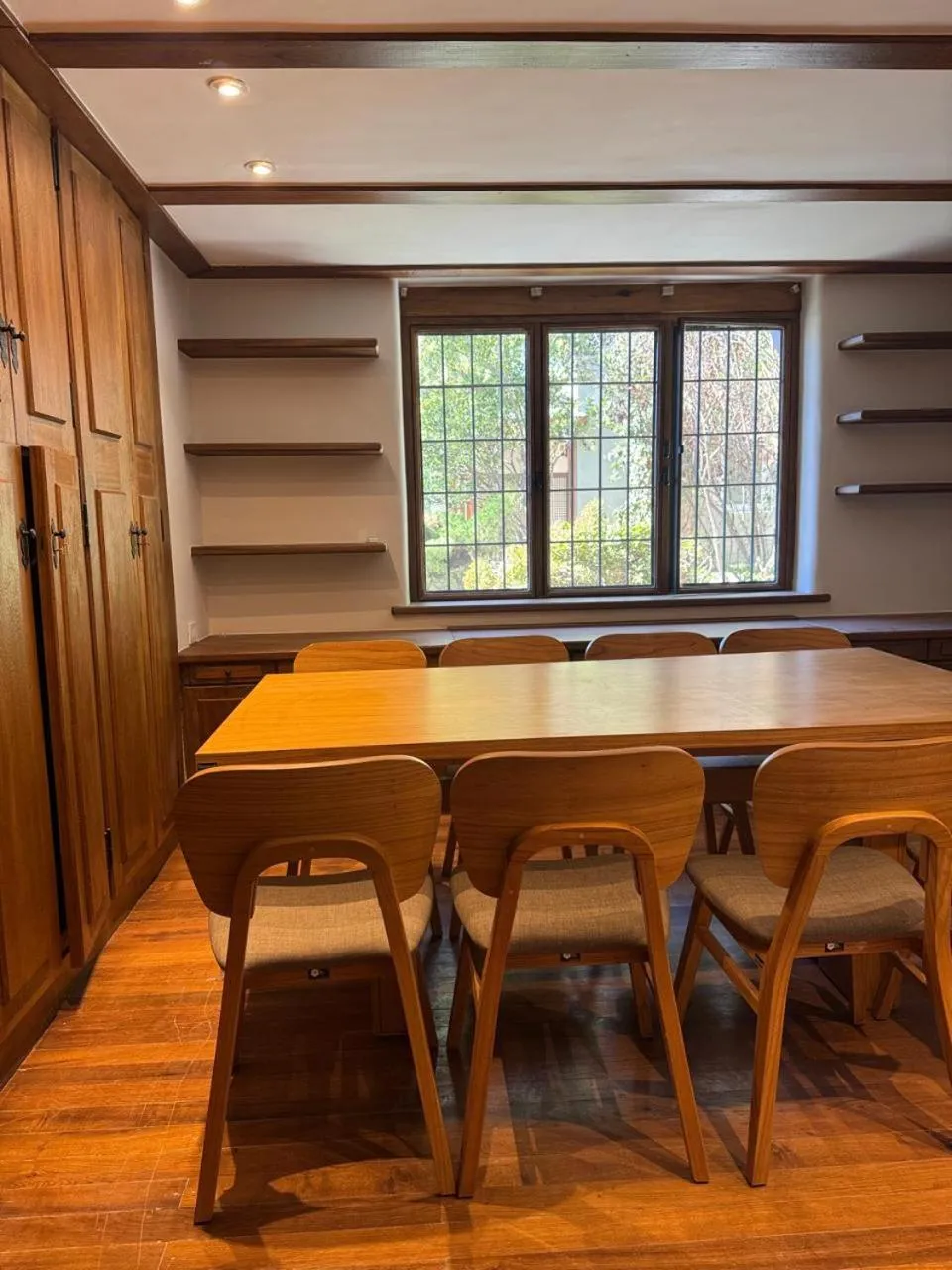 Property building in Casa Haydee