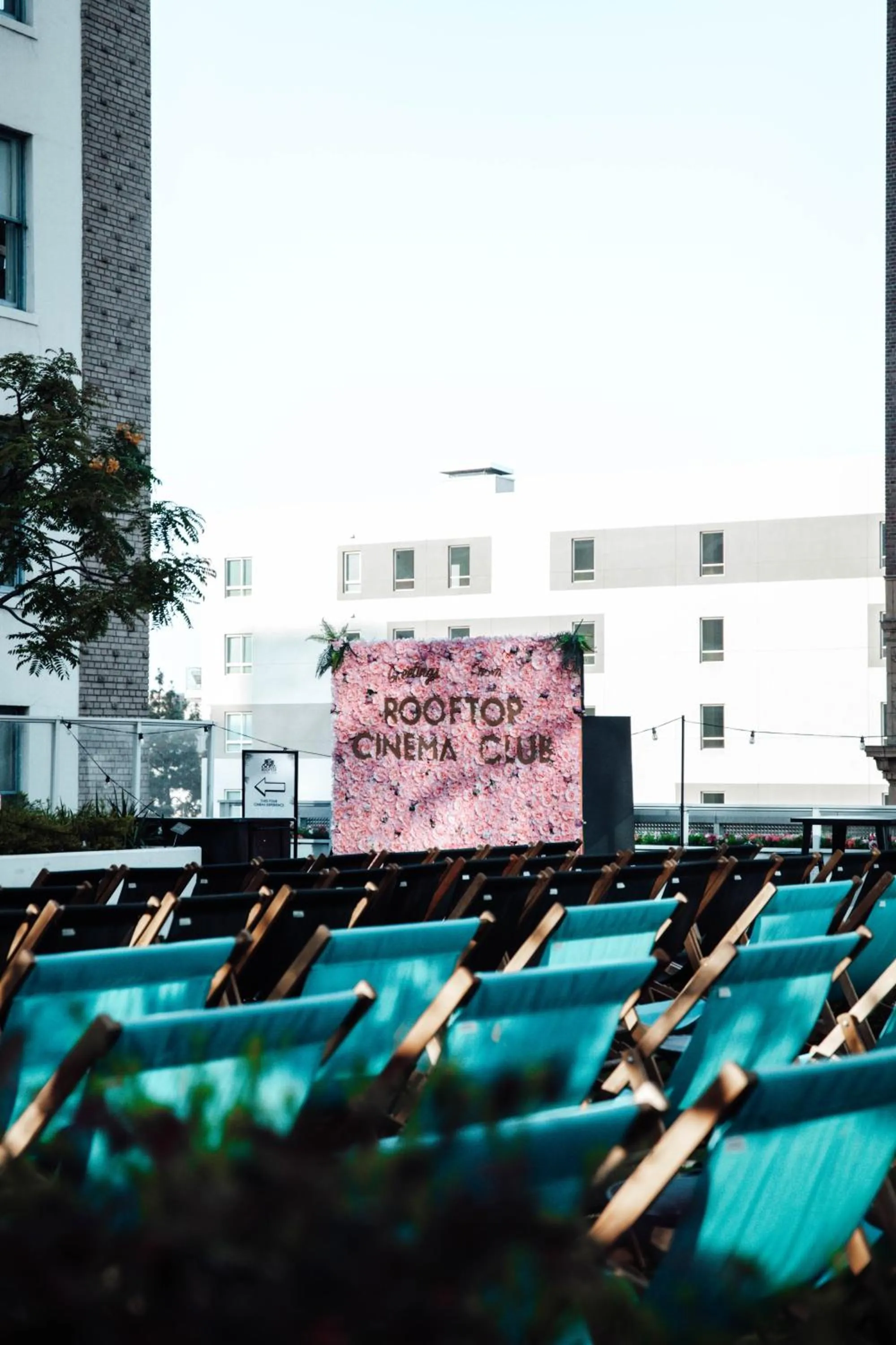 Evening entertainment in Level Los Angeles - Downtown South Olive