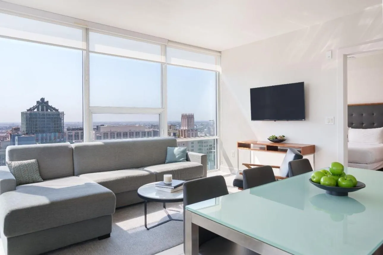 Living room in Level Los Angeles - Downtown South Olive