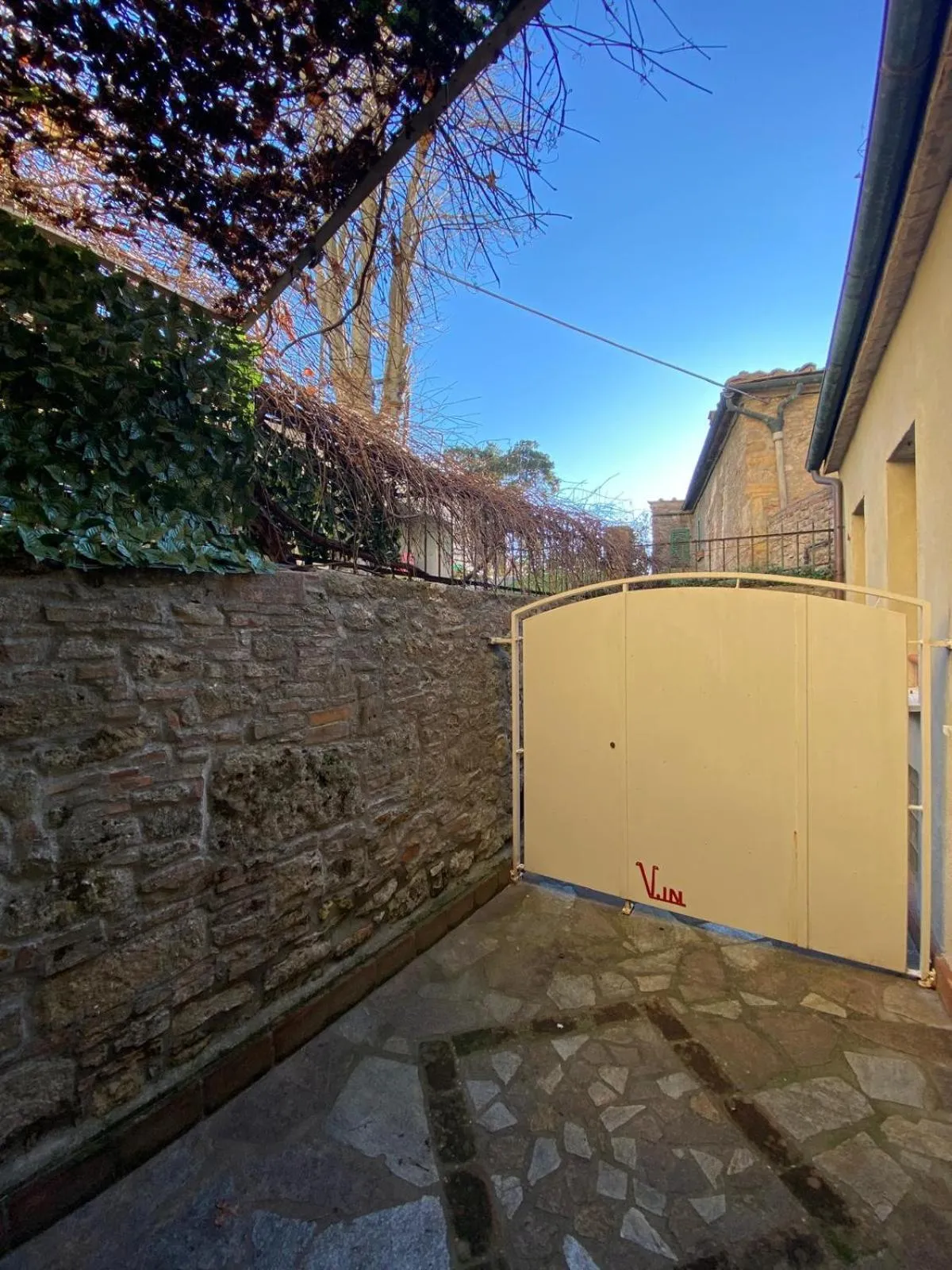 Property building in Hotel Volterra In Superior