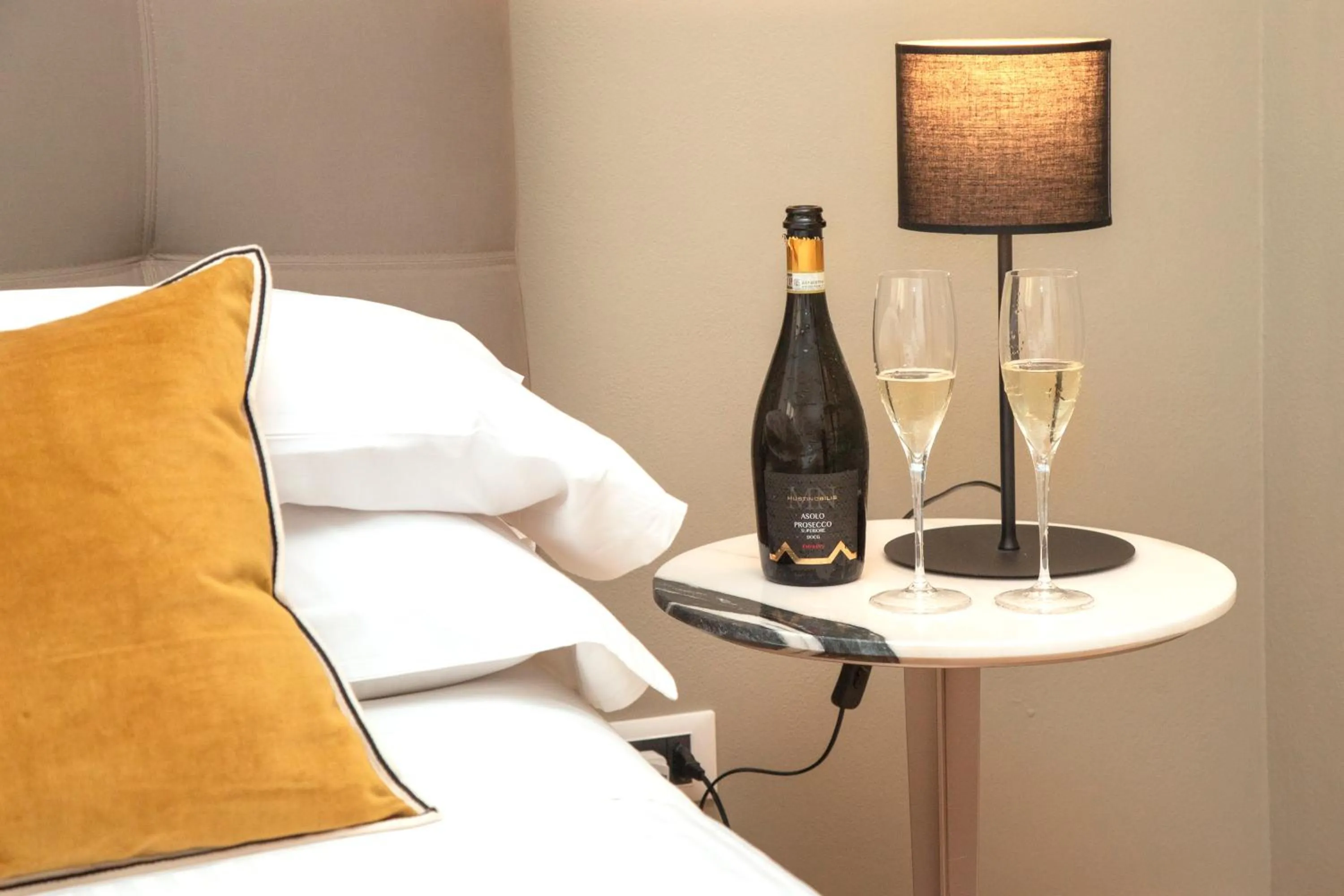 Le Sicilien - Moncada de Luna Exclusive Stay