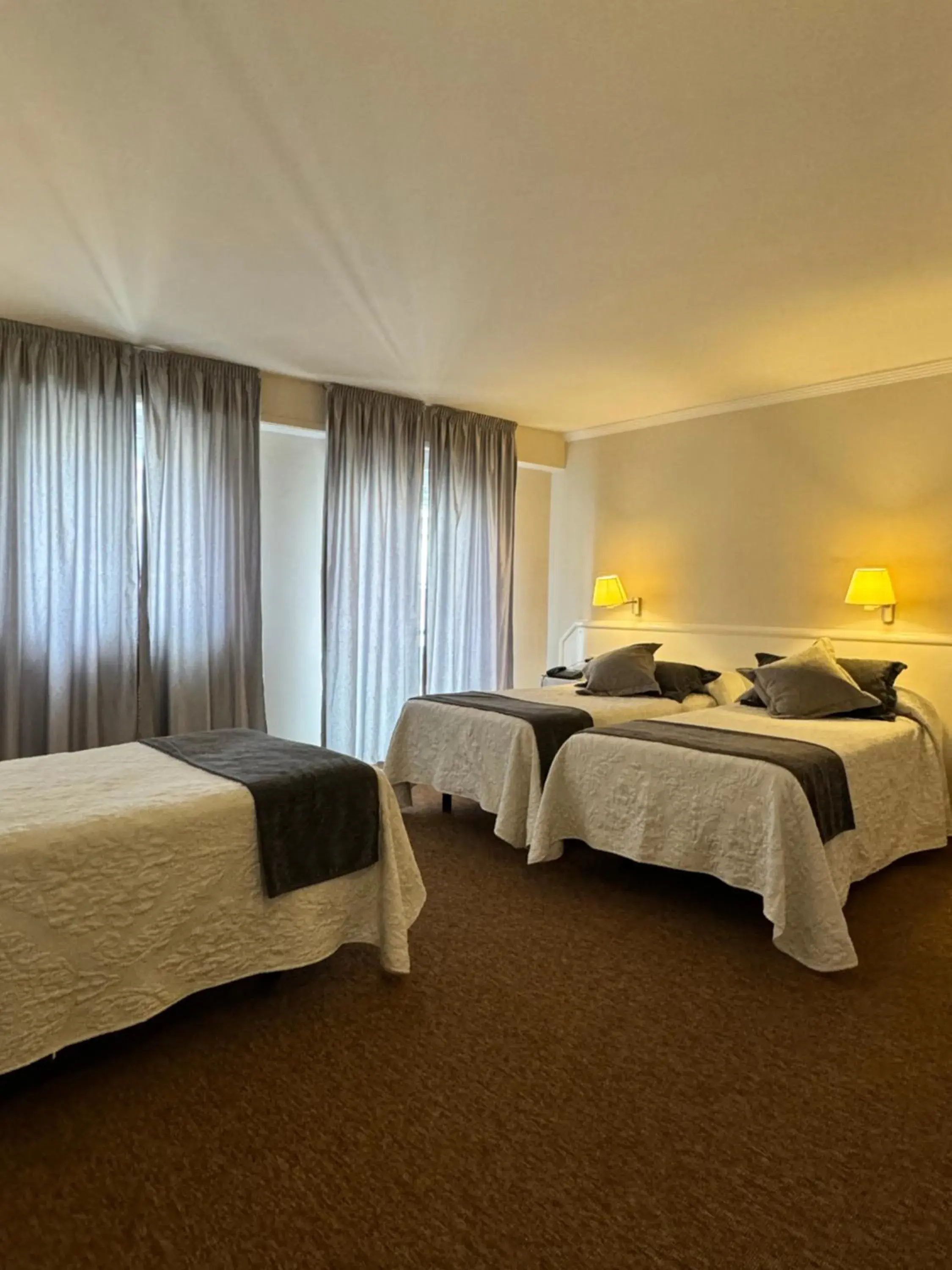 Triple Room in Nest Style Santiago Triple Room in Nest Style Santiago