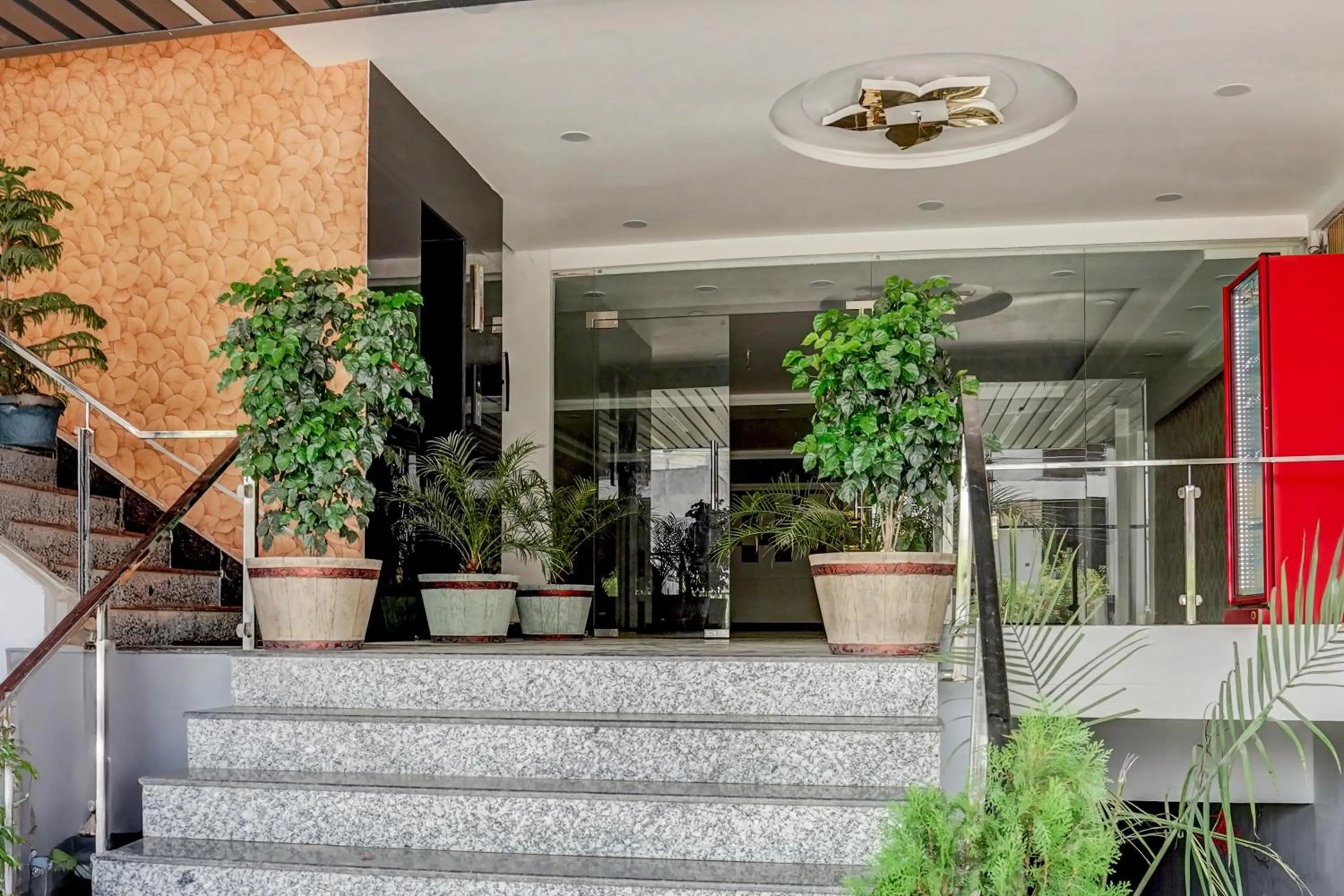 Facade/entrance in Super Collection O Ram Mandir Ayodhya Formerly Hotel Aarambh